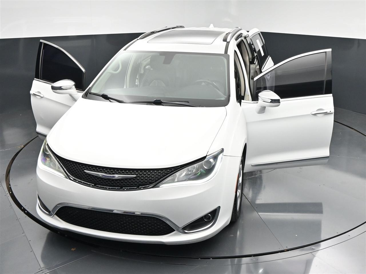 Chrysler Pacifica Limited 2020