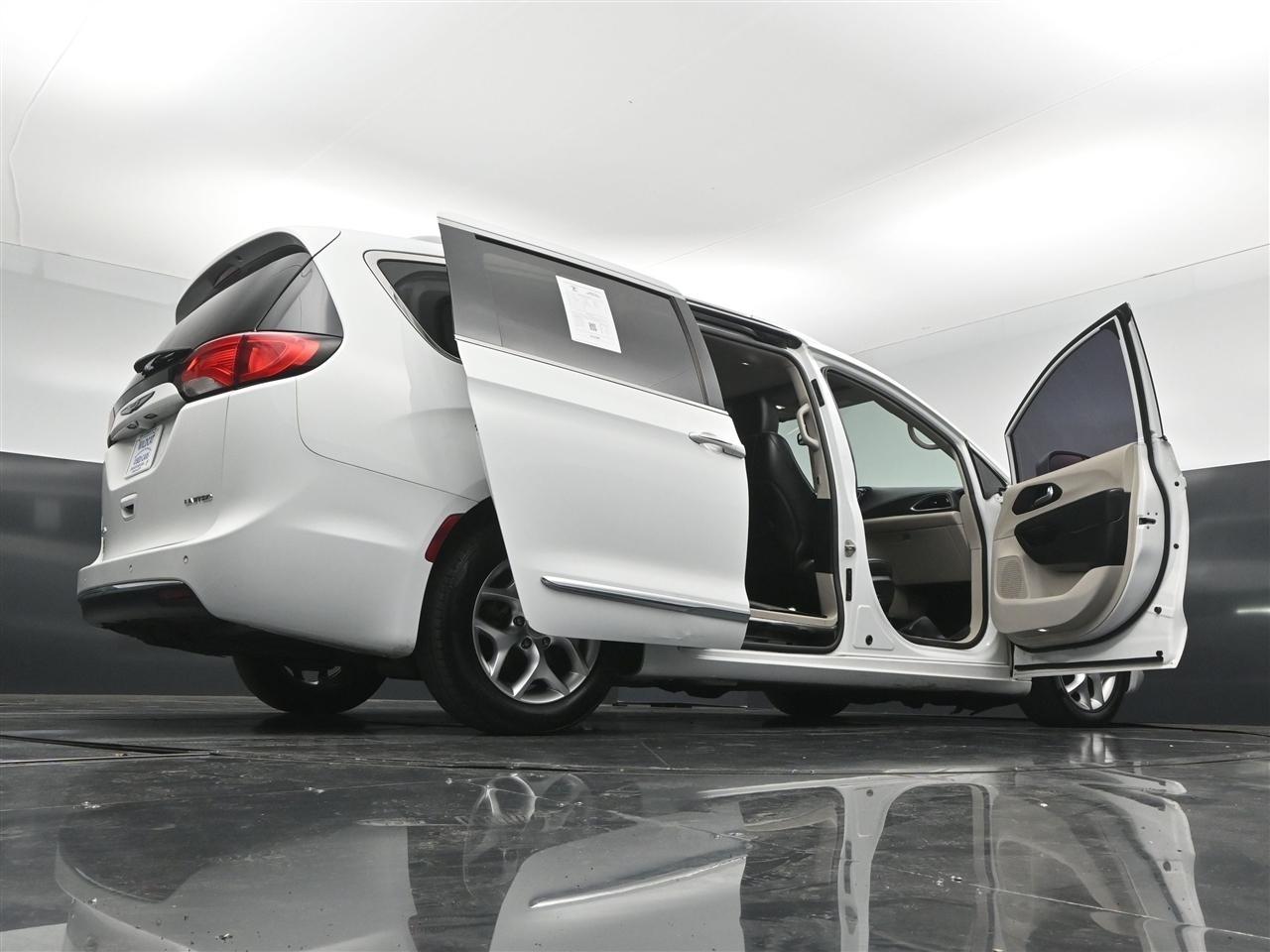 Chrysler Pacifica Limited 2020