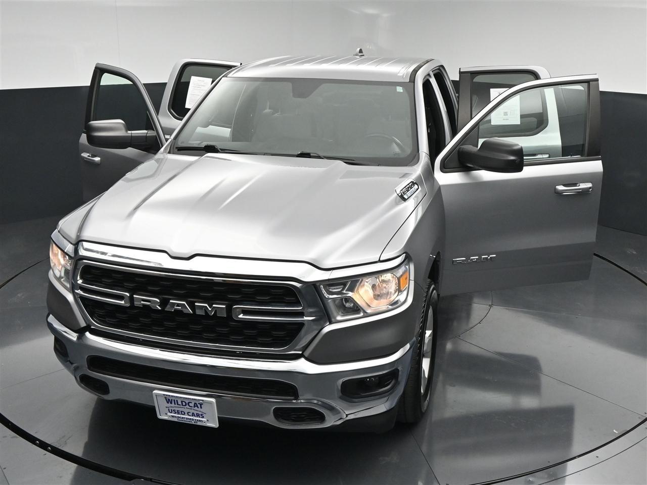 RAM 1500 Big Horn Quad Cab 2WD 2022