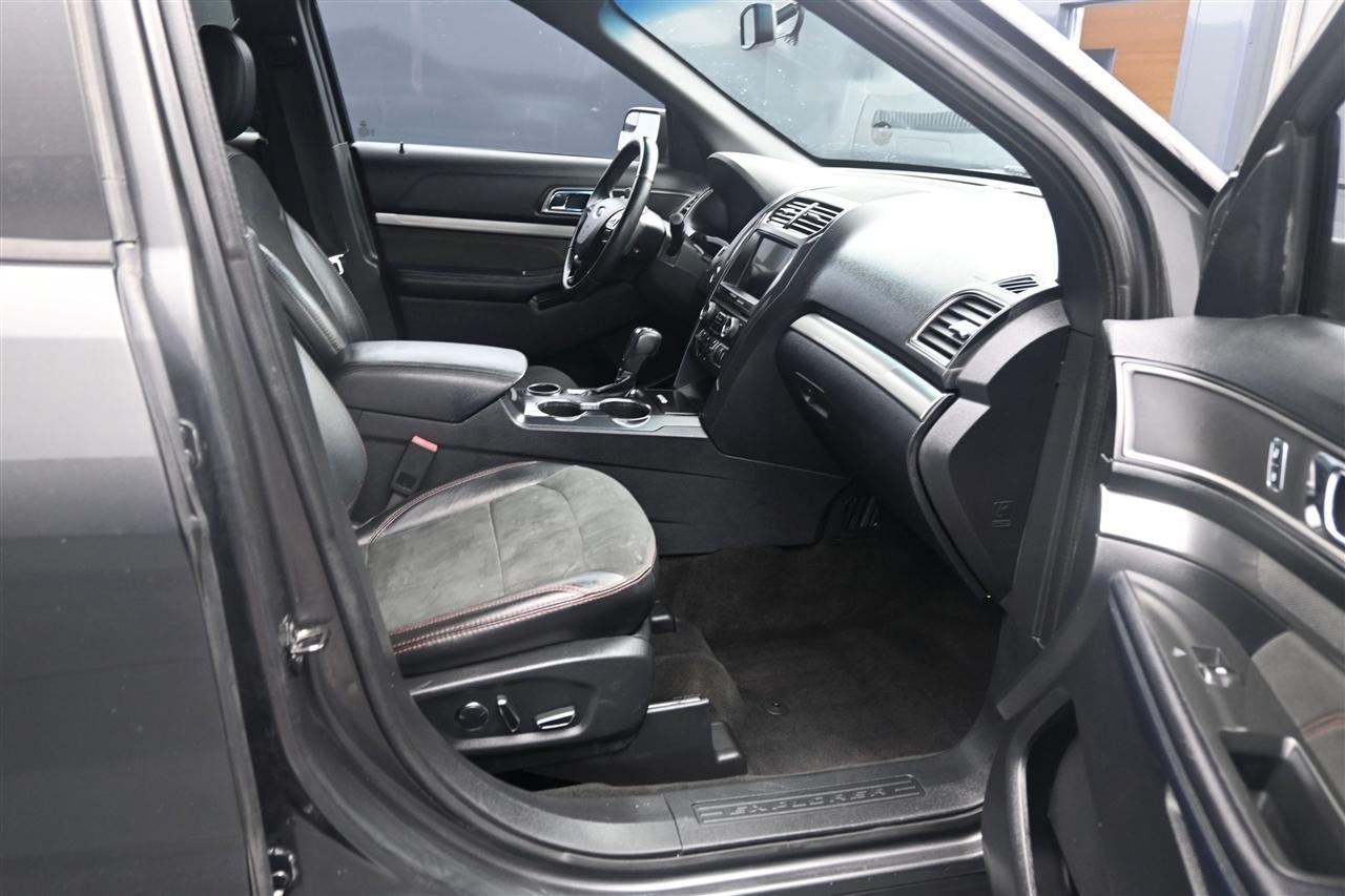 Ford Explorer XLT FWD 2018