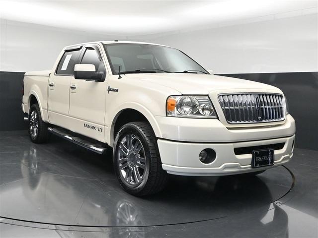 2008 Lincoln Mark LT
