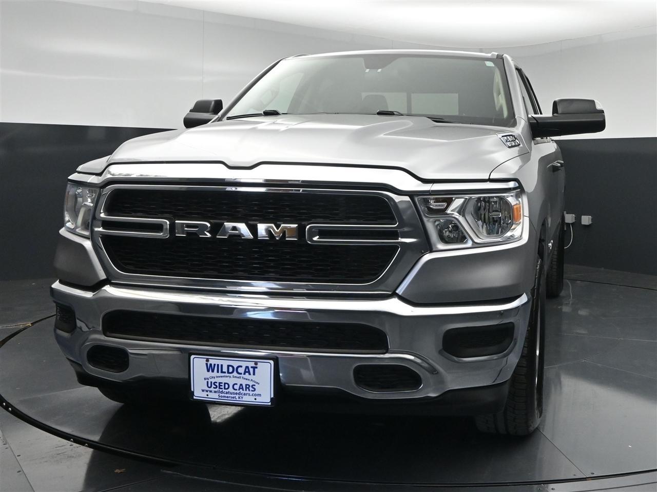 RAM 1500 Tradesman Quad Cab 4WD 2019