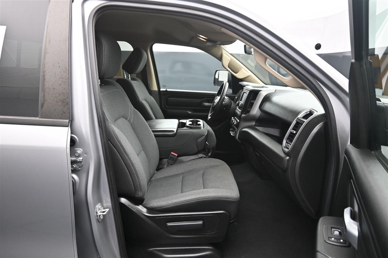 RAM 1500 Tradesman Quad Cab 4WD 2019