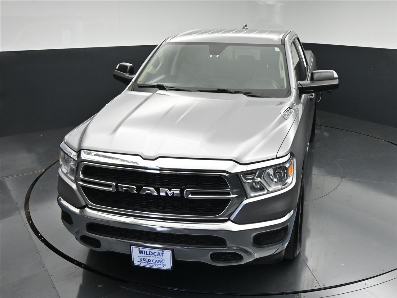 RAM 1500 Tradesman Quad Cab 4WD 2019
