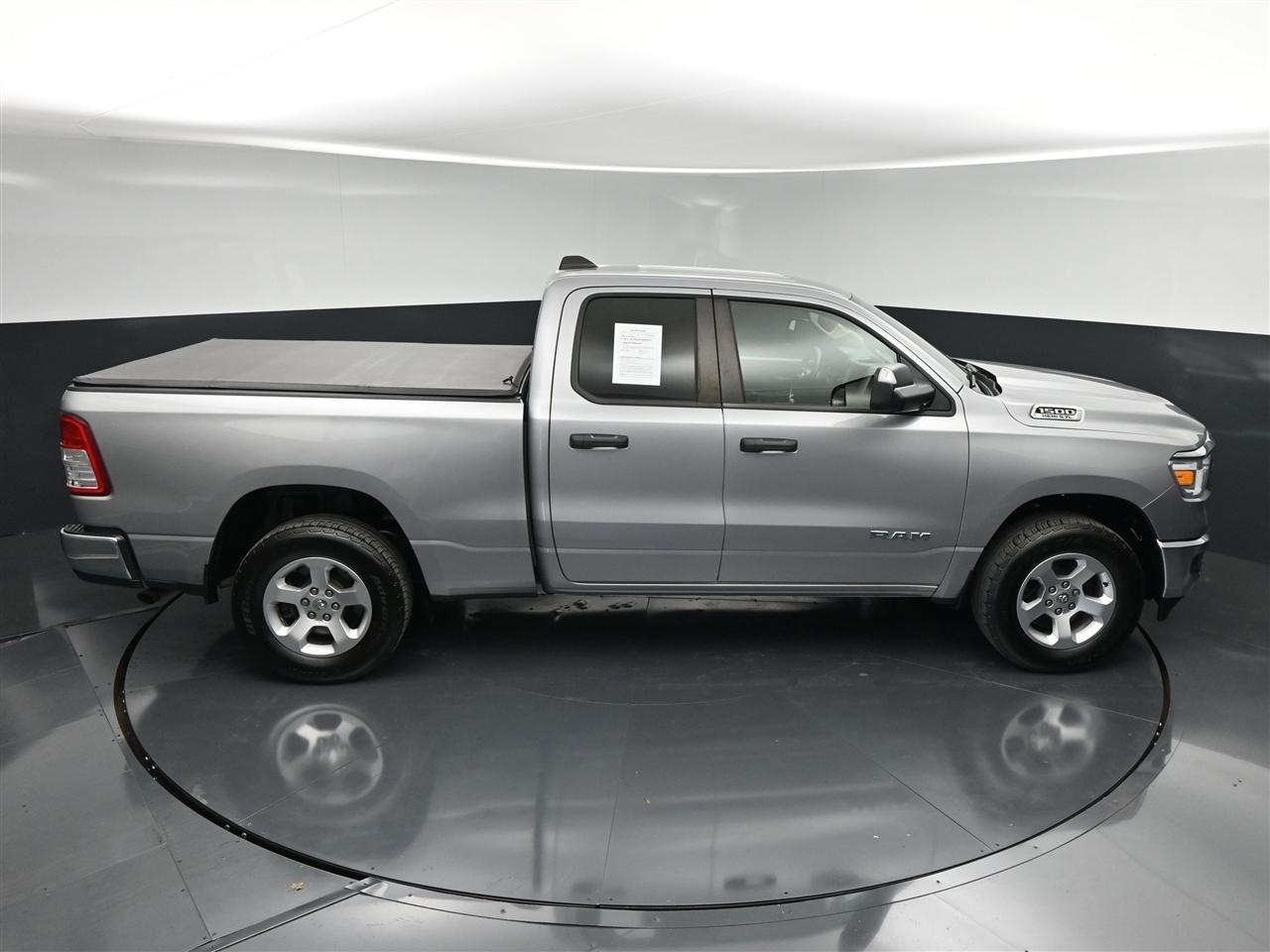 RAM 1500 Tradesman Quad Cab 4WD 2019