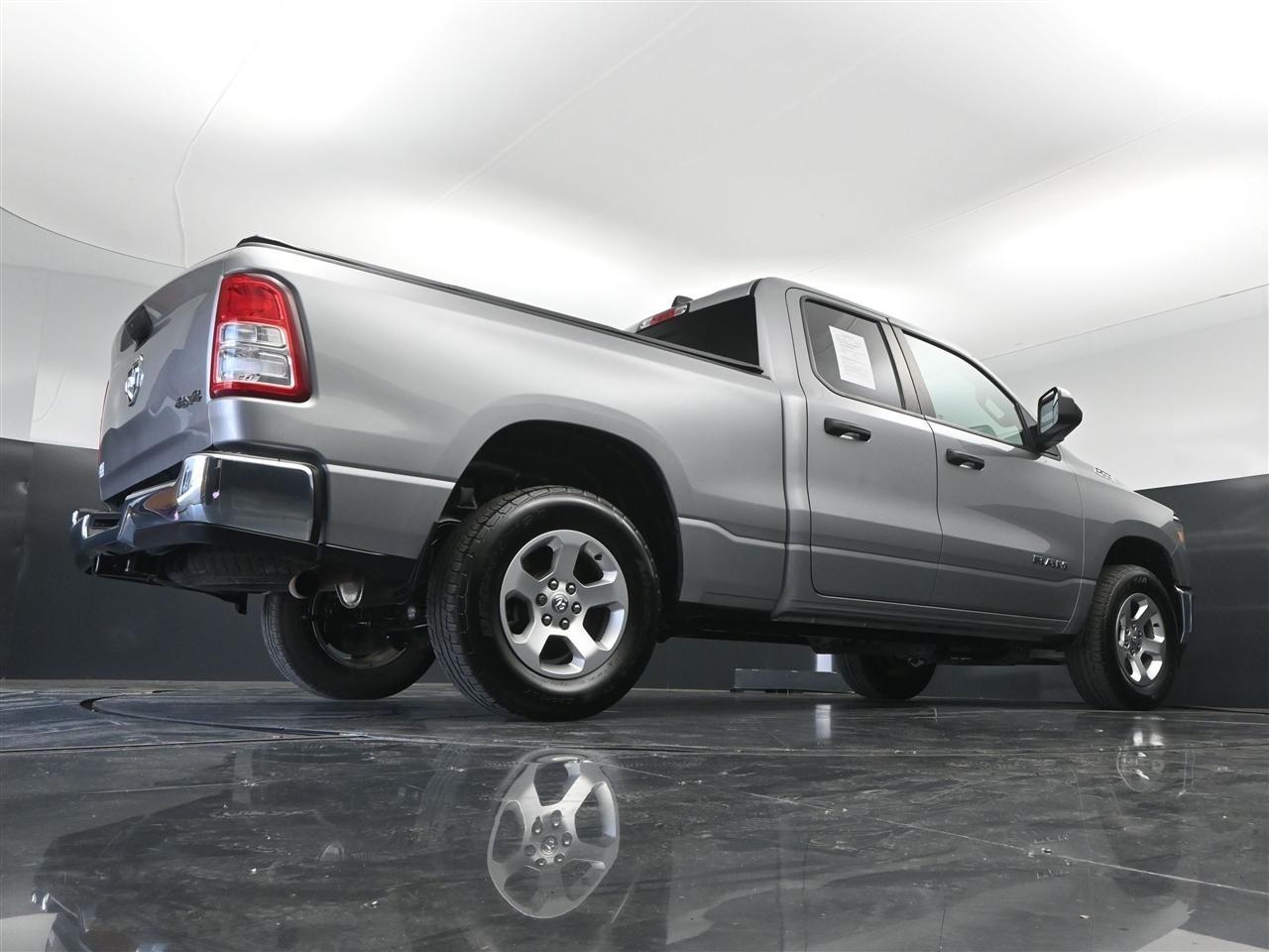 RAM 1500 Tradesman Quad Cab 4WD 2019
