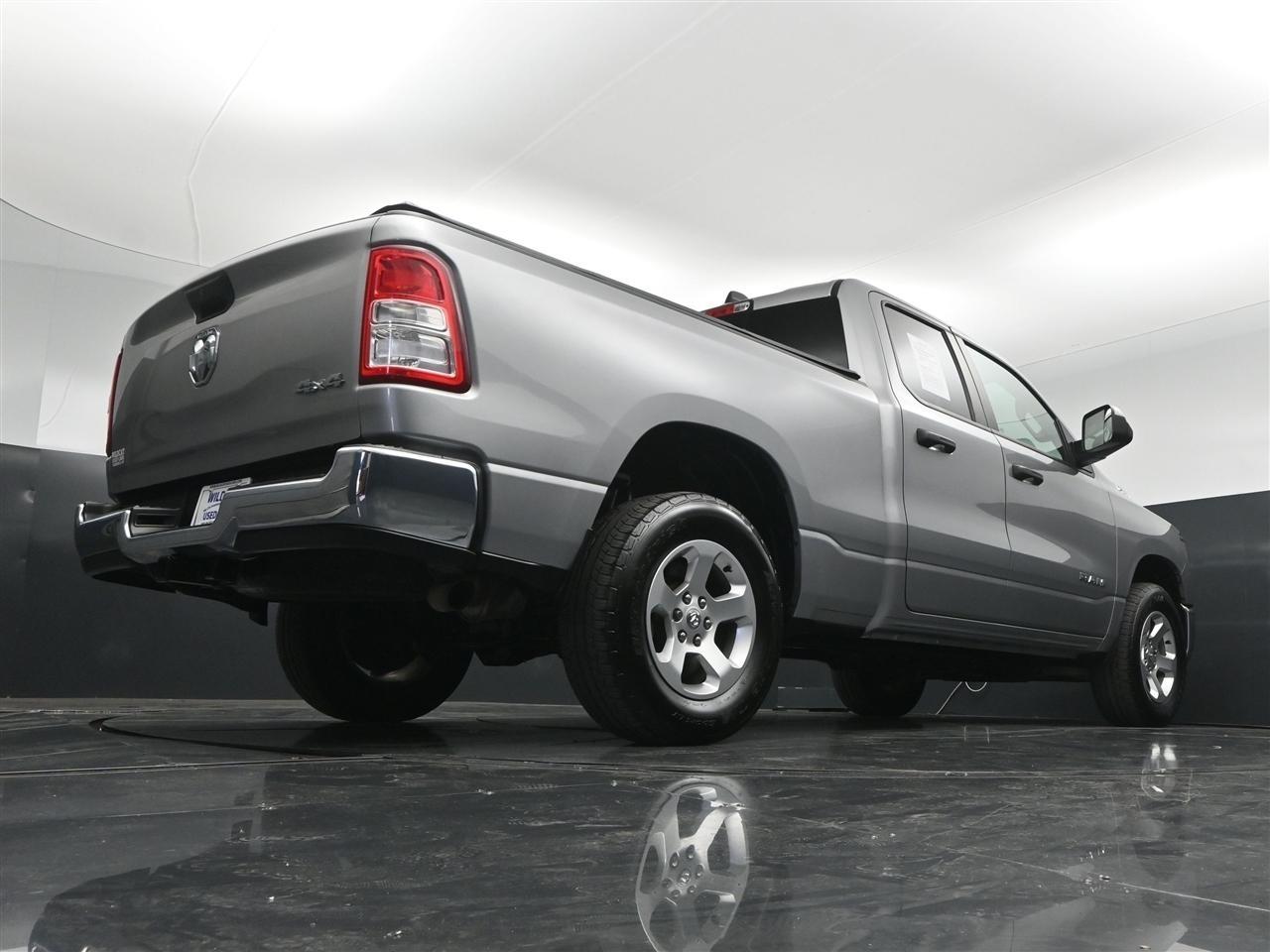 RAM 1500 Tradesman Quad Cab 4WD 2019