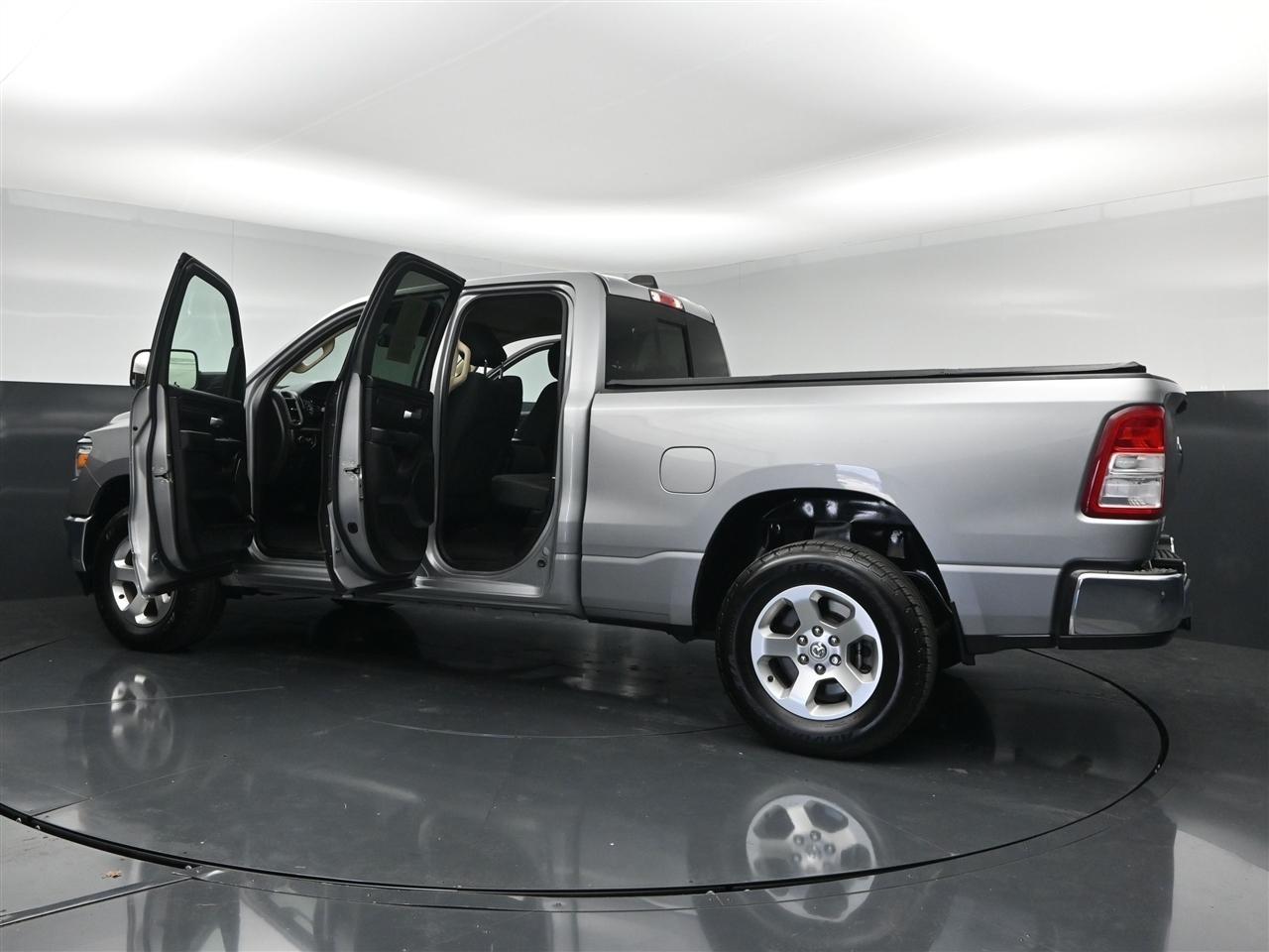 RAM 1500 Tradesman Quad Cab 4WD 2019