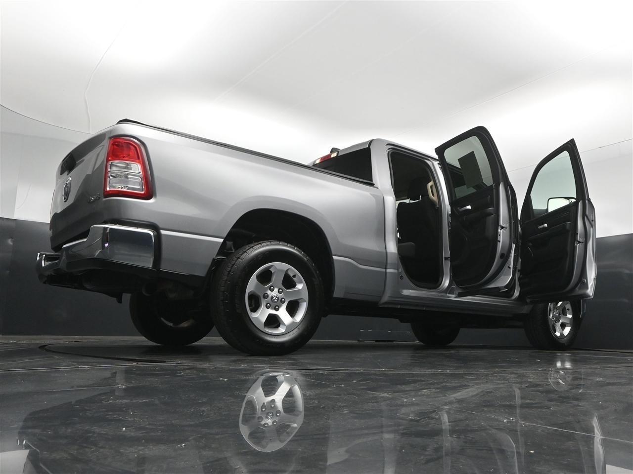 RAM 1500 Tradesman Quad Cab 4WD 2019