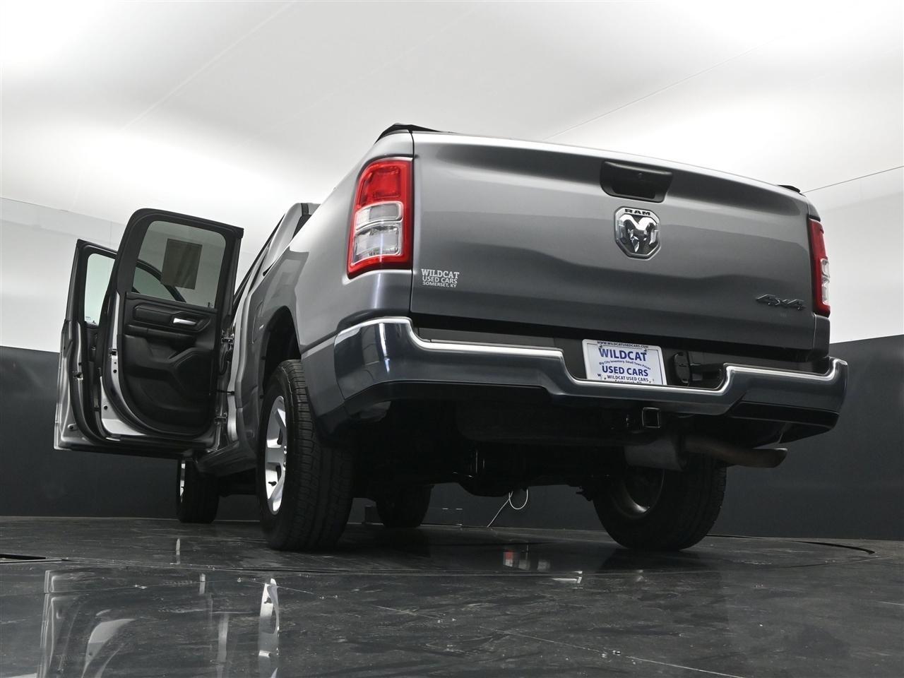 RAM 1500 Tradesman Quad Cab 4WD 2019