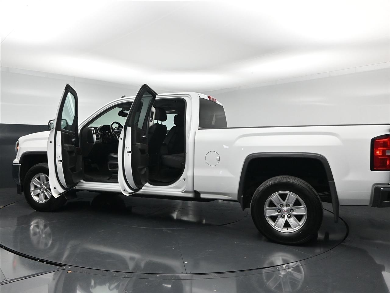 GMC Sierra 1500 SLE Double Cab 4WD 2018