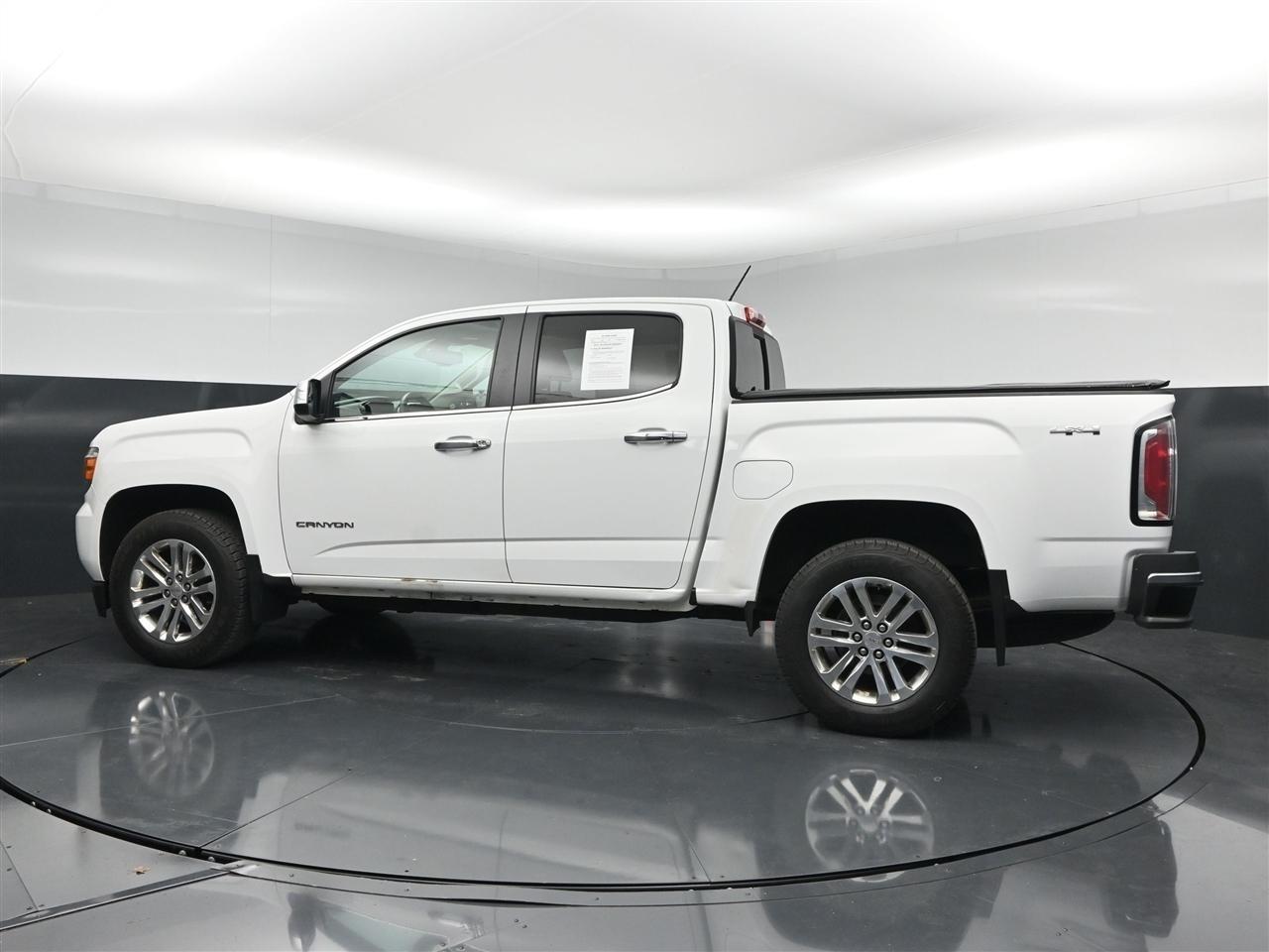 GMC Canyon SLT Crew Cab 4WD Short Box 2016