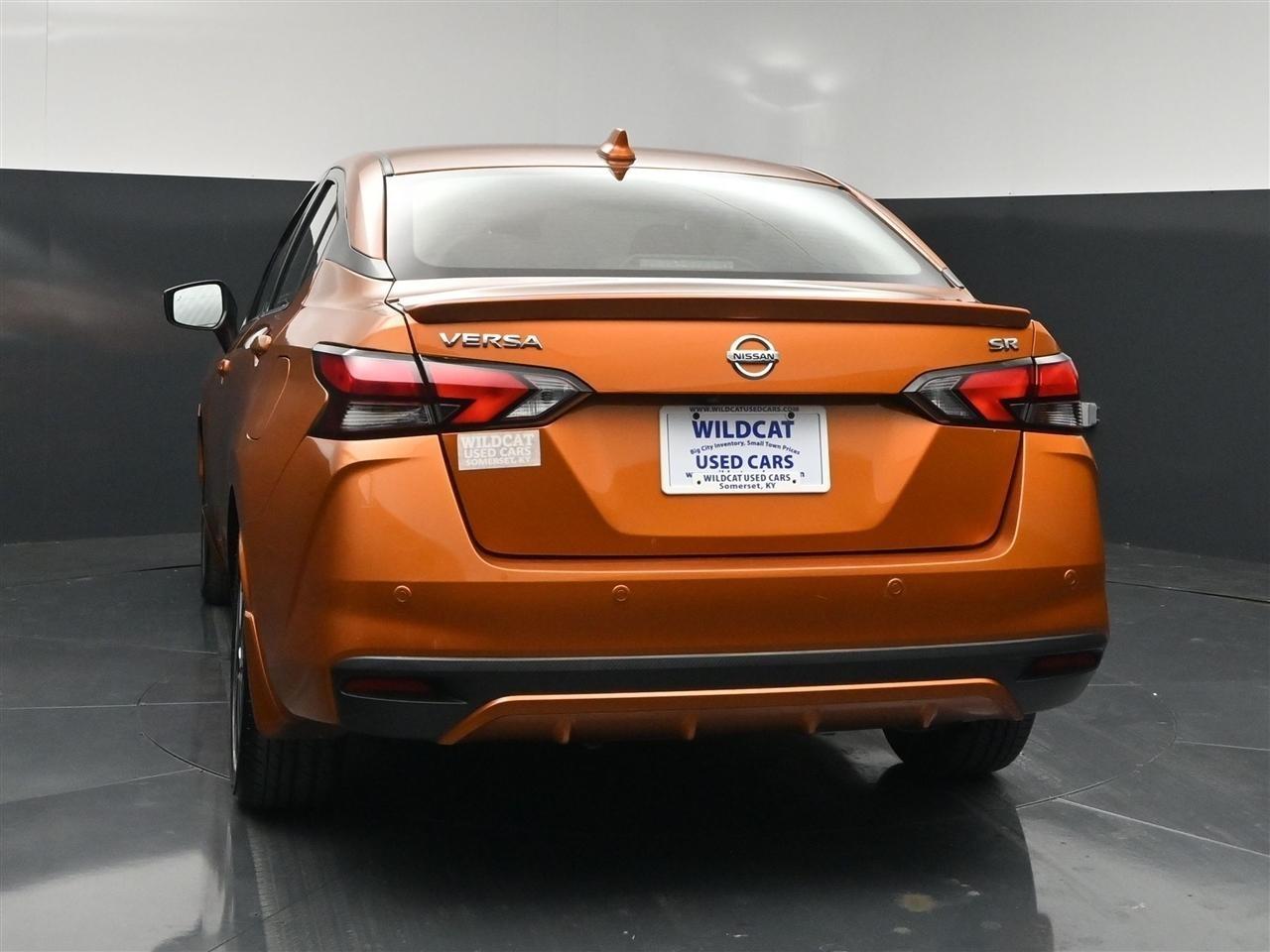 Nissan Versa SR 2021