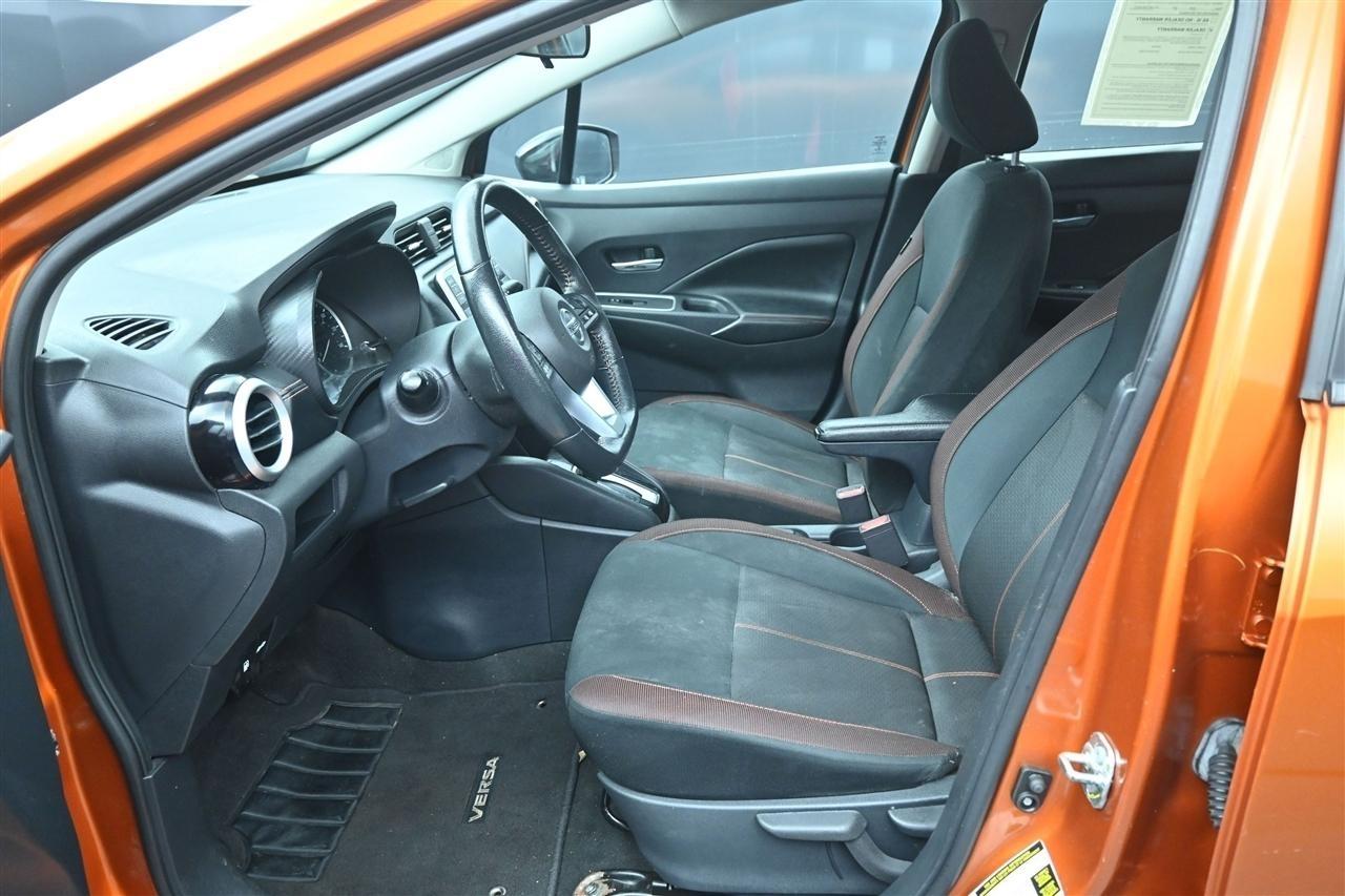 Nissan Versa SR 2021