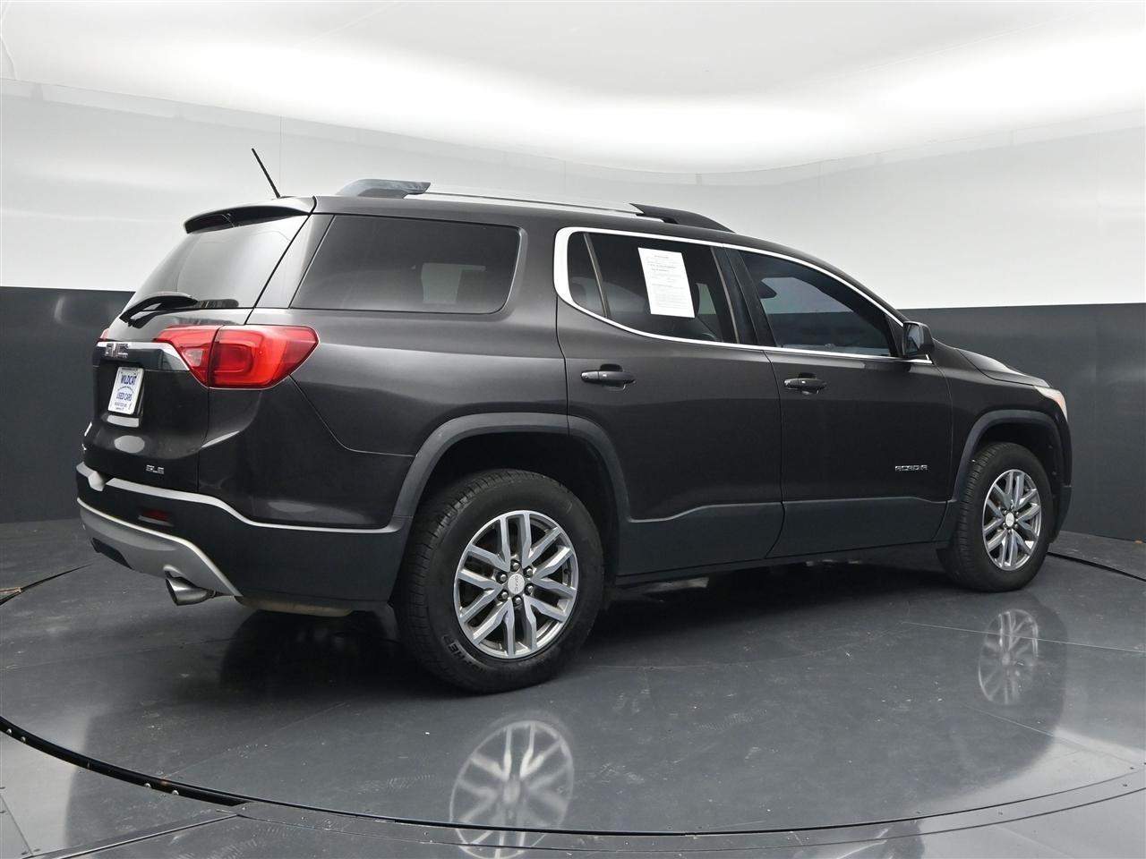 GMC Acadia SLE-2 FWD 2017