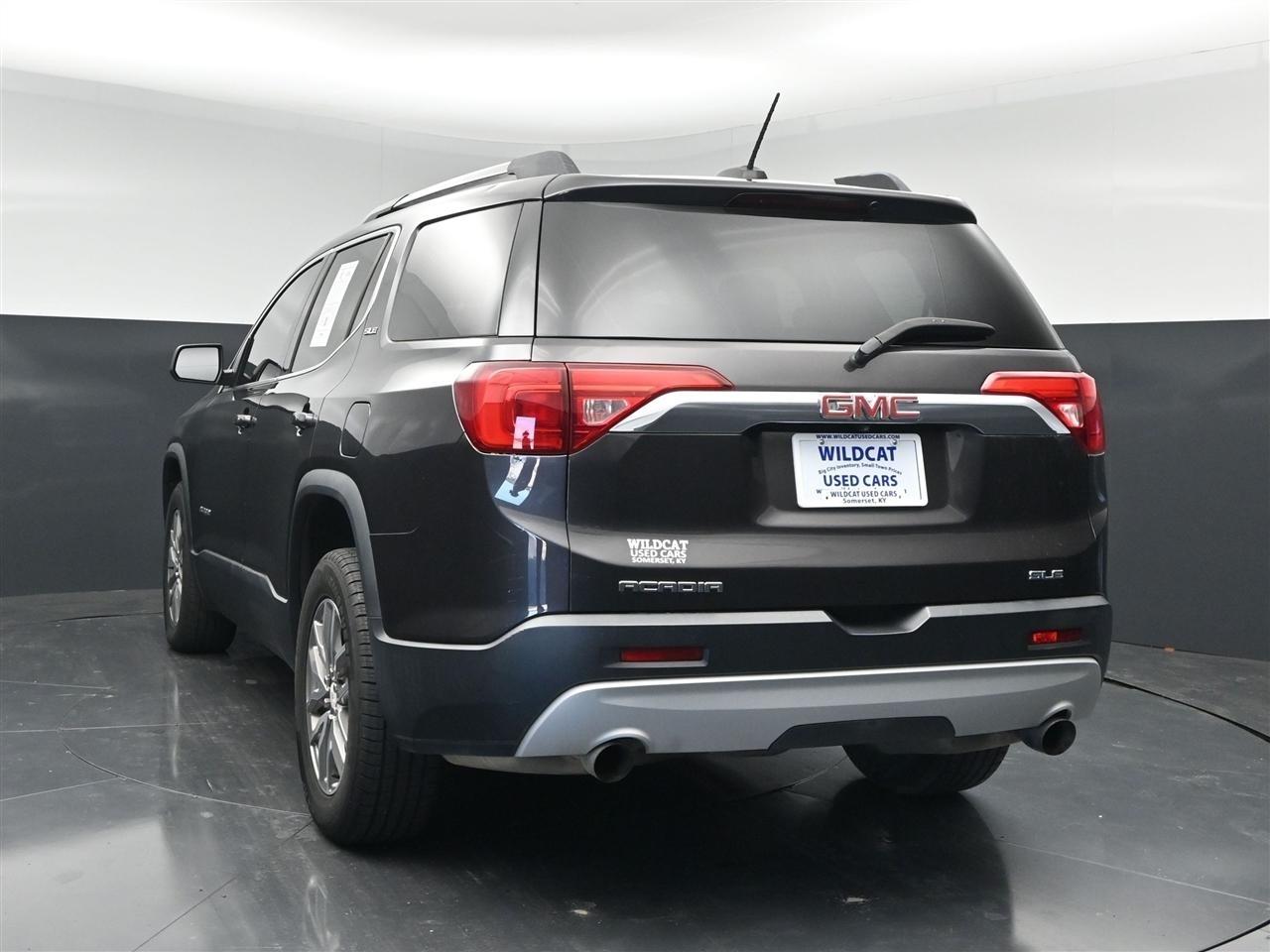 GMC Acadia SLE-2 FWD 2017