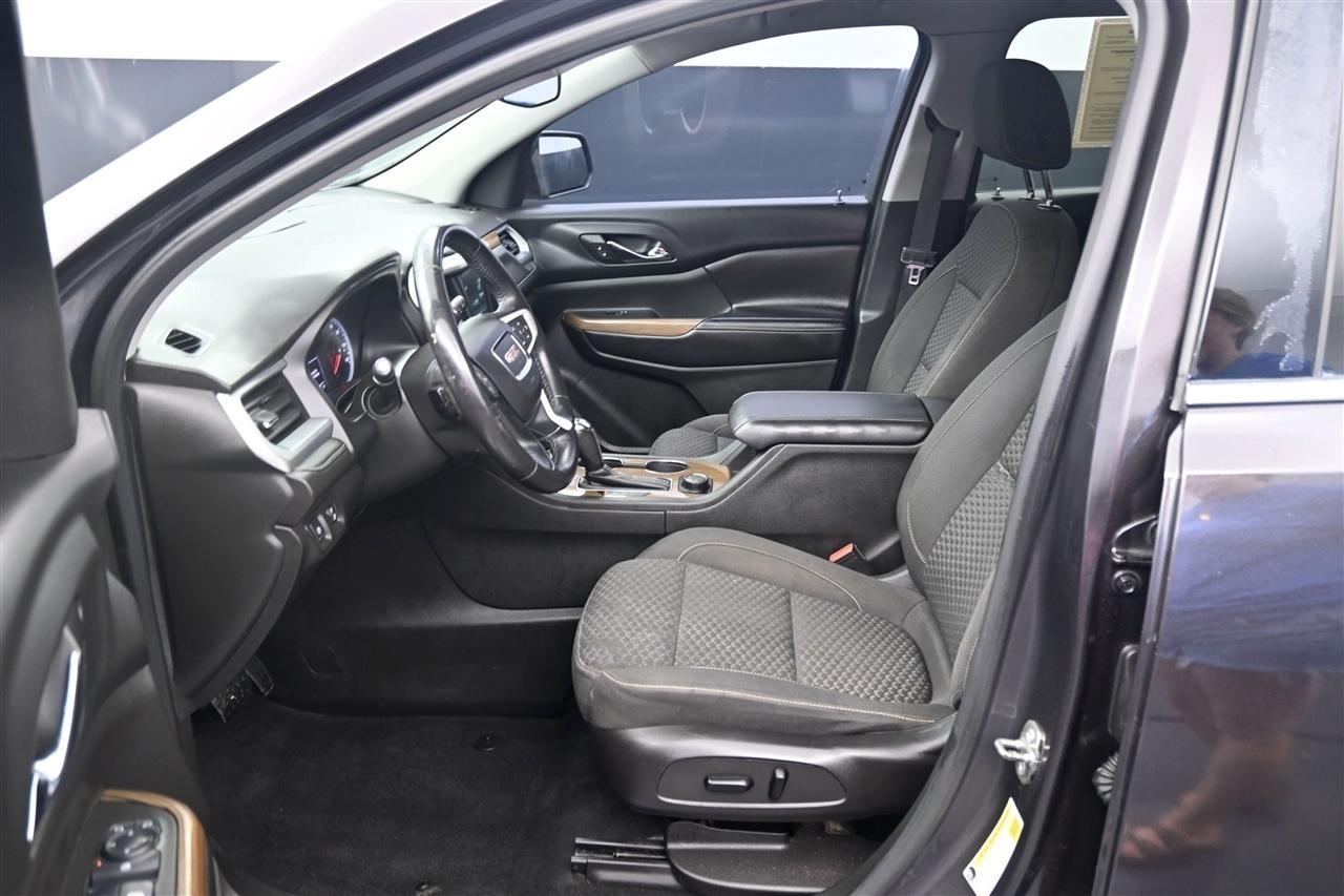GMC Acadia SLE-2 FWD 2017