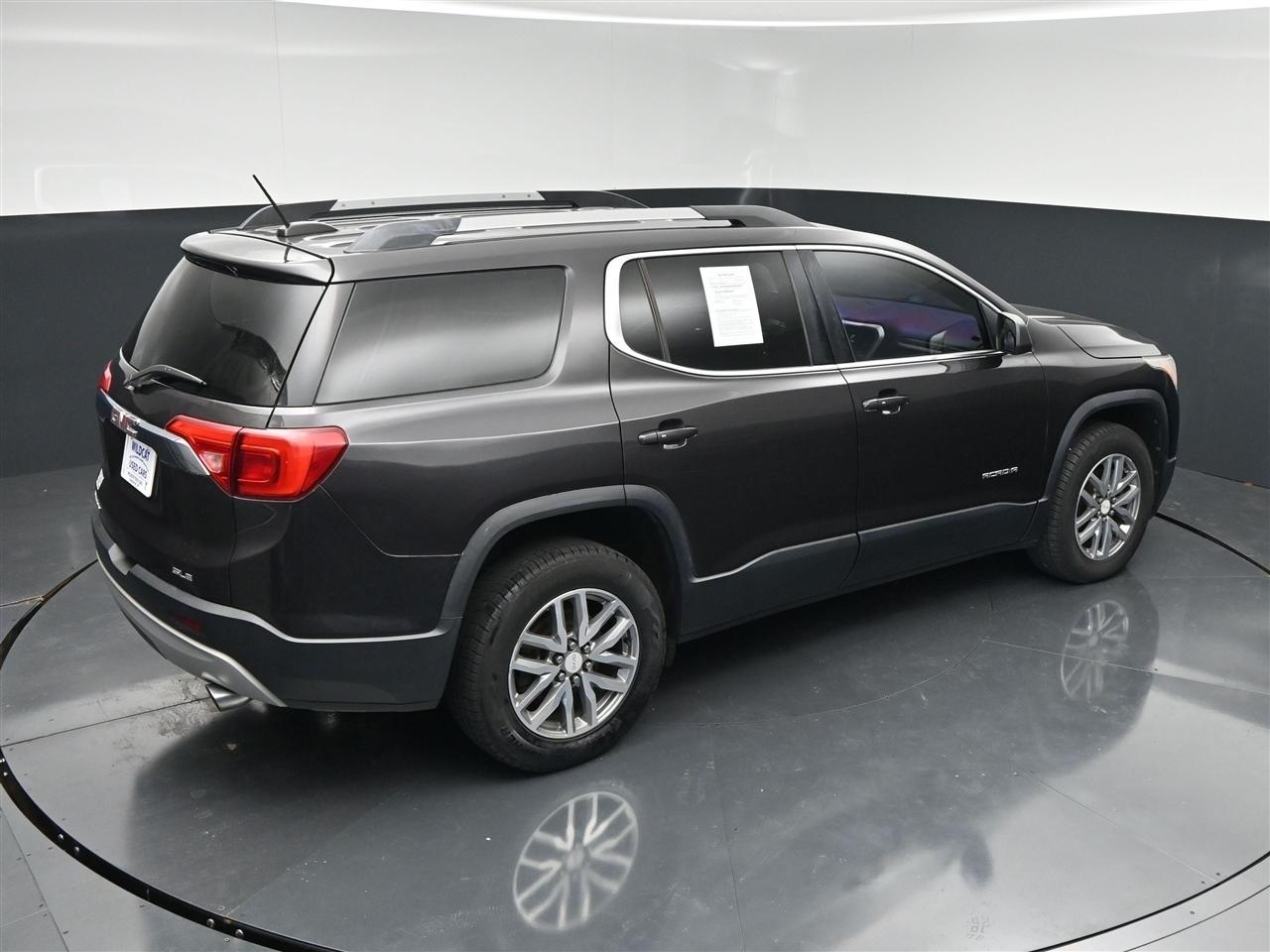 GMC Acadia SLE-2 FWD 2017