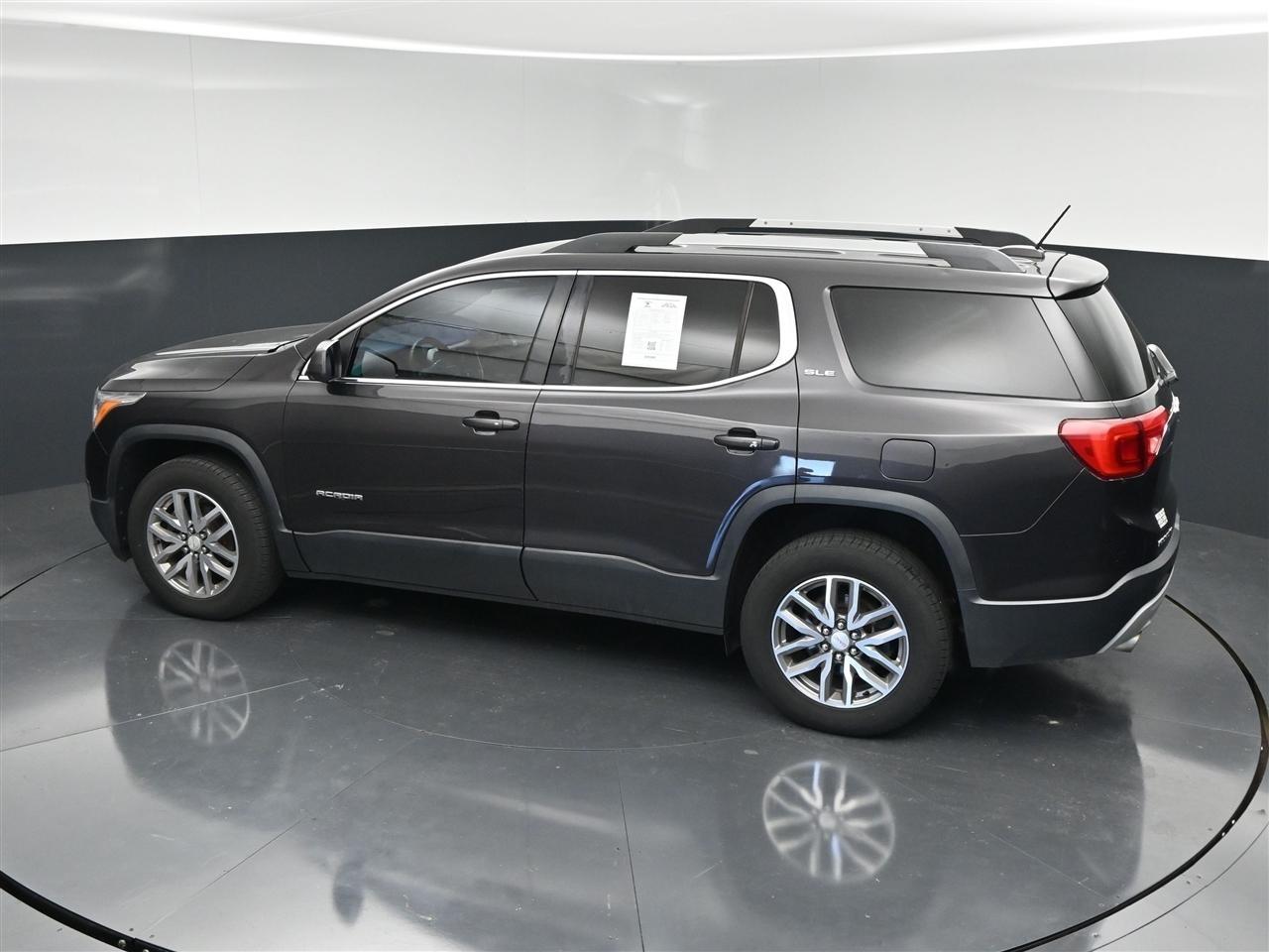 GMC Acadia SLE-2 FWD 2017