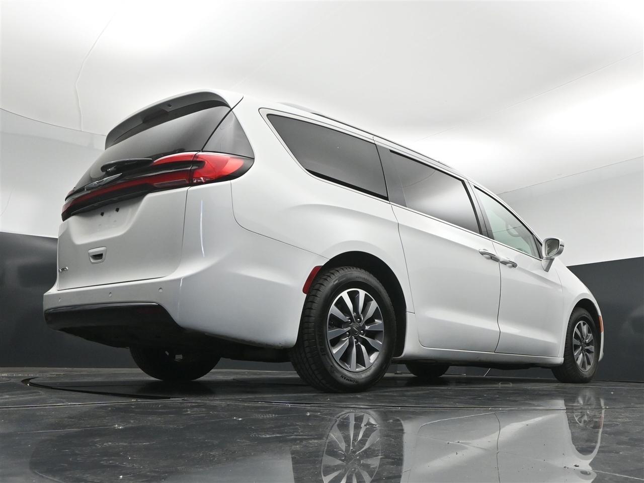 Chrysler Pacifica Touring-L 2021
