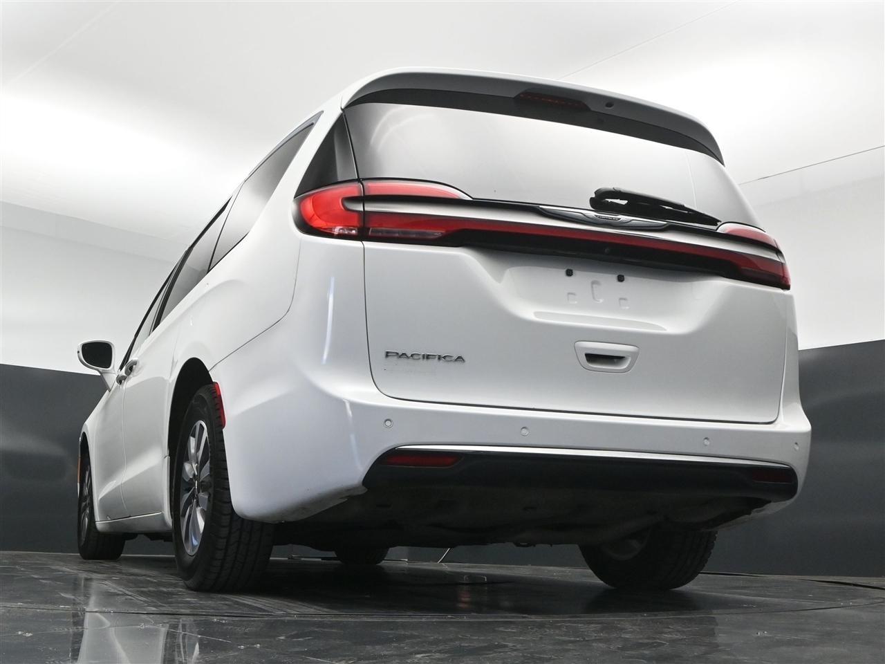 Chrysler Pacifica Touring-L 2021