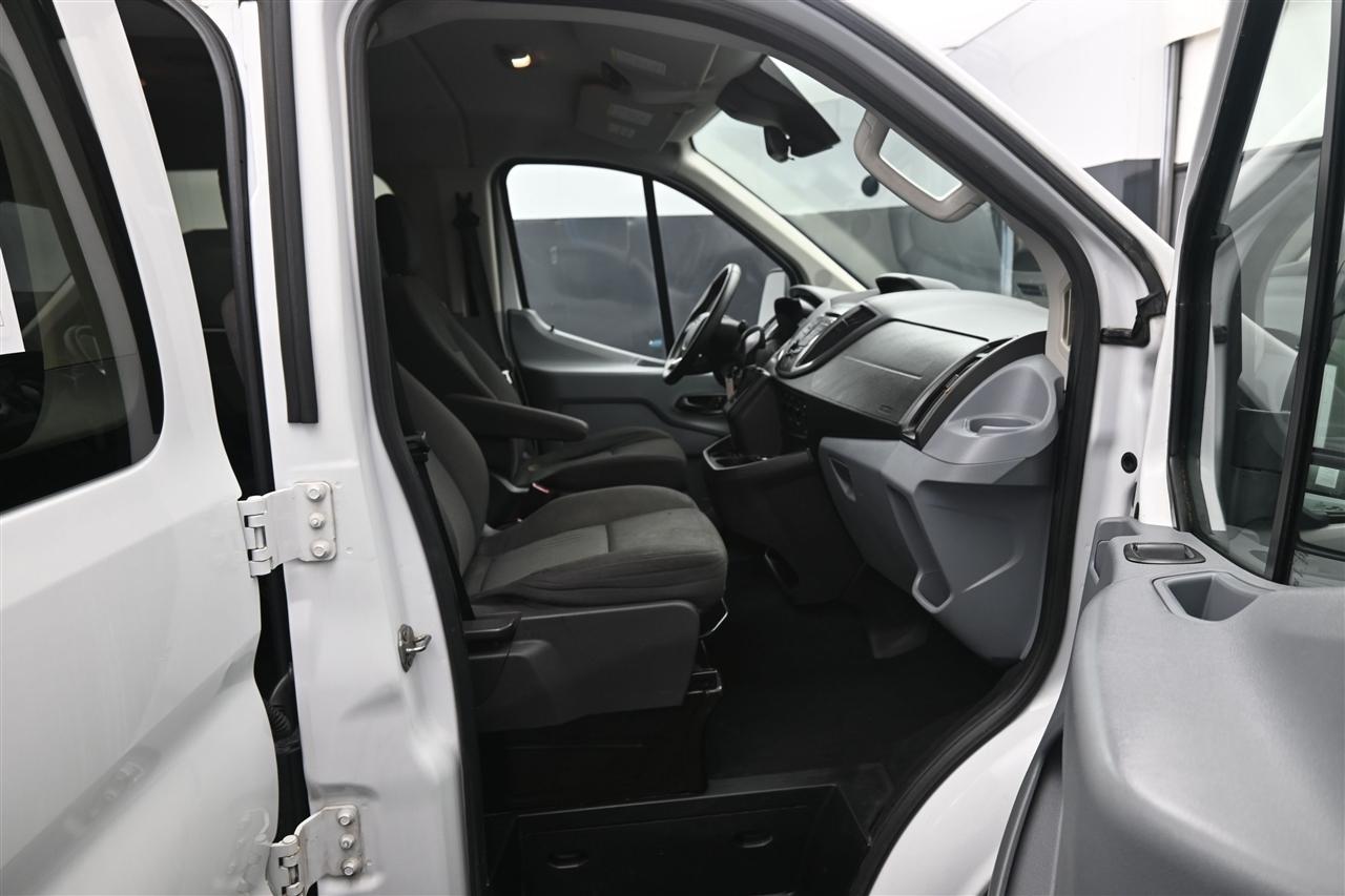 Ford Transit 350 Wagon Low Roof XLT 60/40 Pass. 148-in. WB 2015