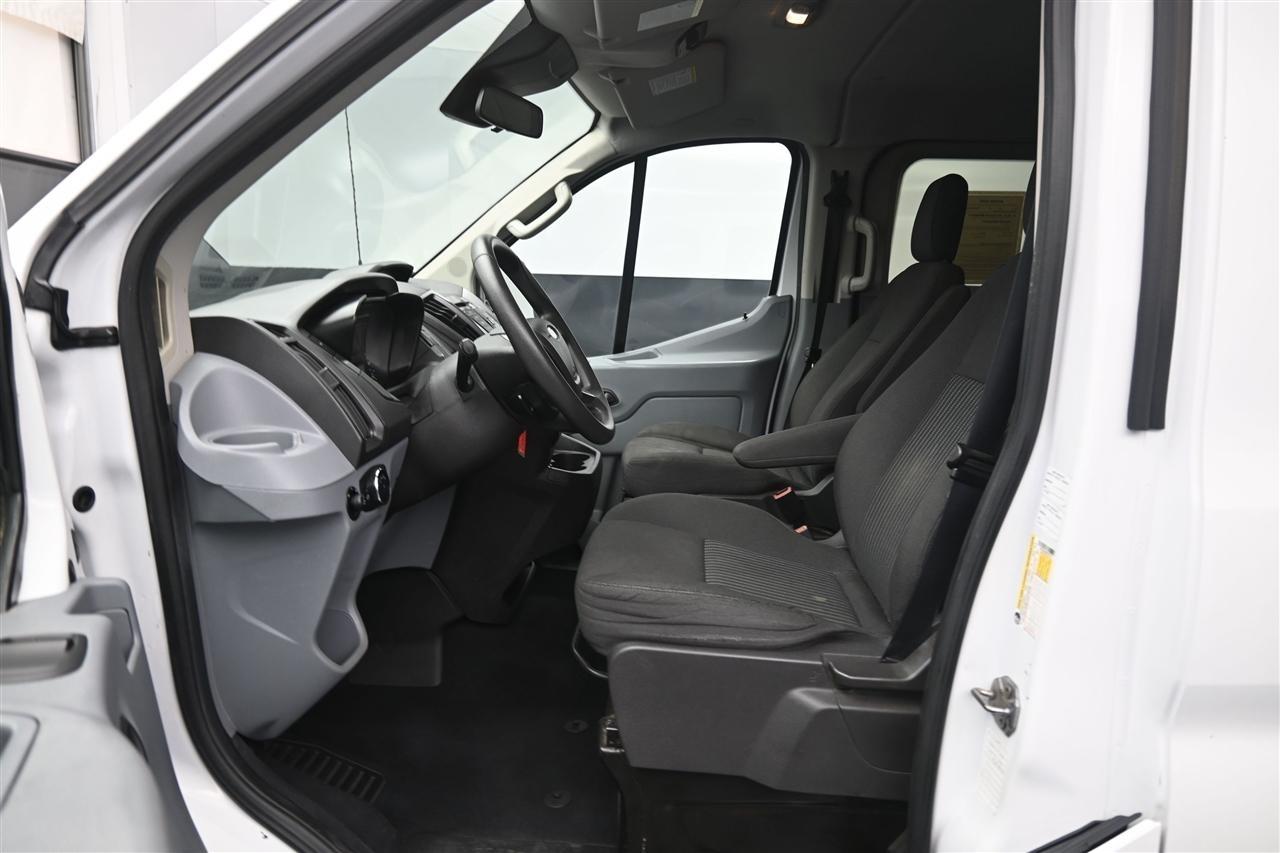 Ford Transit 350 Wagon Low Roof XLT 60/40 Pass. 148-in. WB 2015