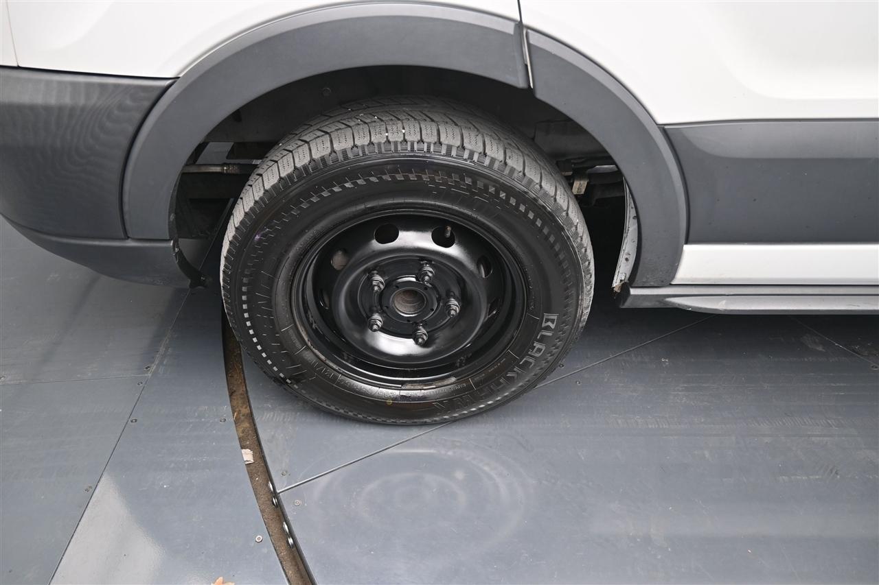 Ford Transit 350 Wagon Low Roof XLT 60/40 Pass. 148-in. WB 2015