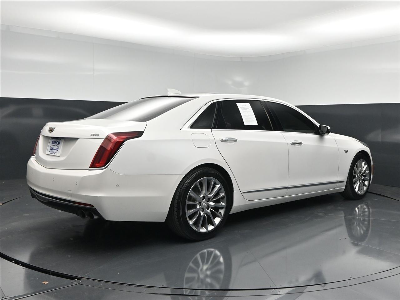 Cadillac CT6 3.6L Luxury AWD 2017