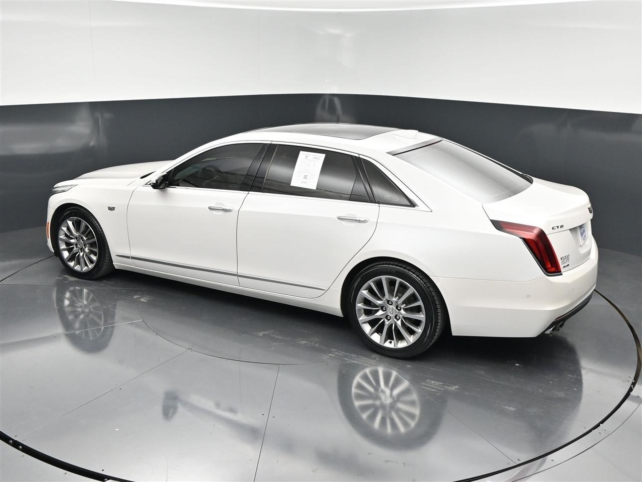 Cadillac CT6 3.6L Luxury AWD 2017