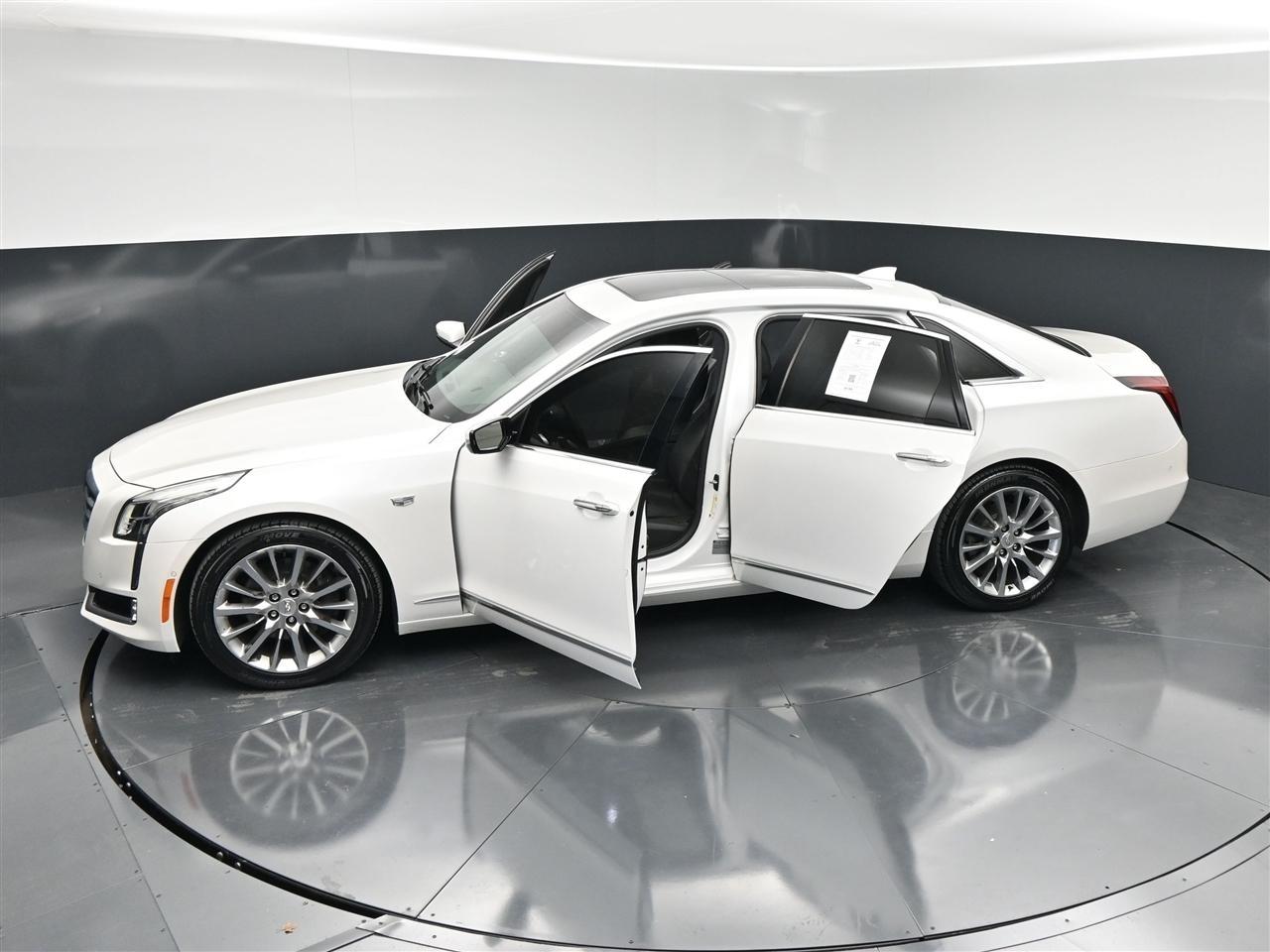 Cadillac CT6 3.6L Luxury AWD 2017