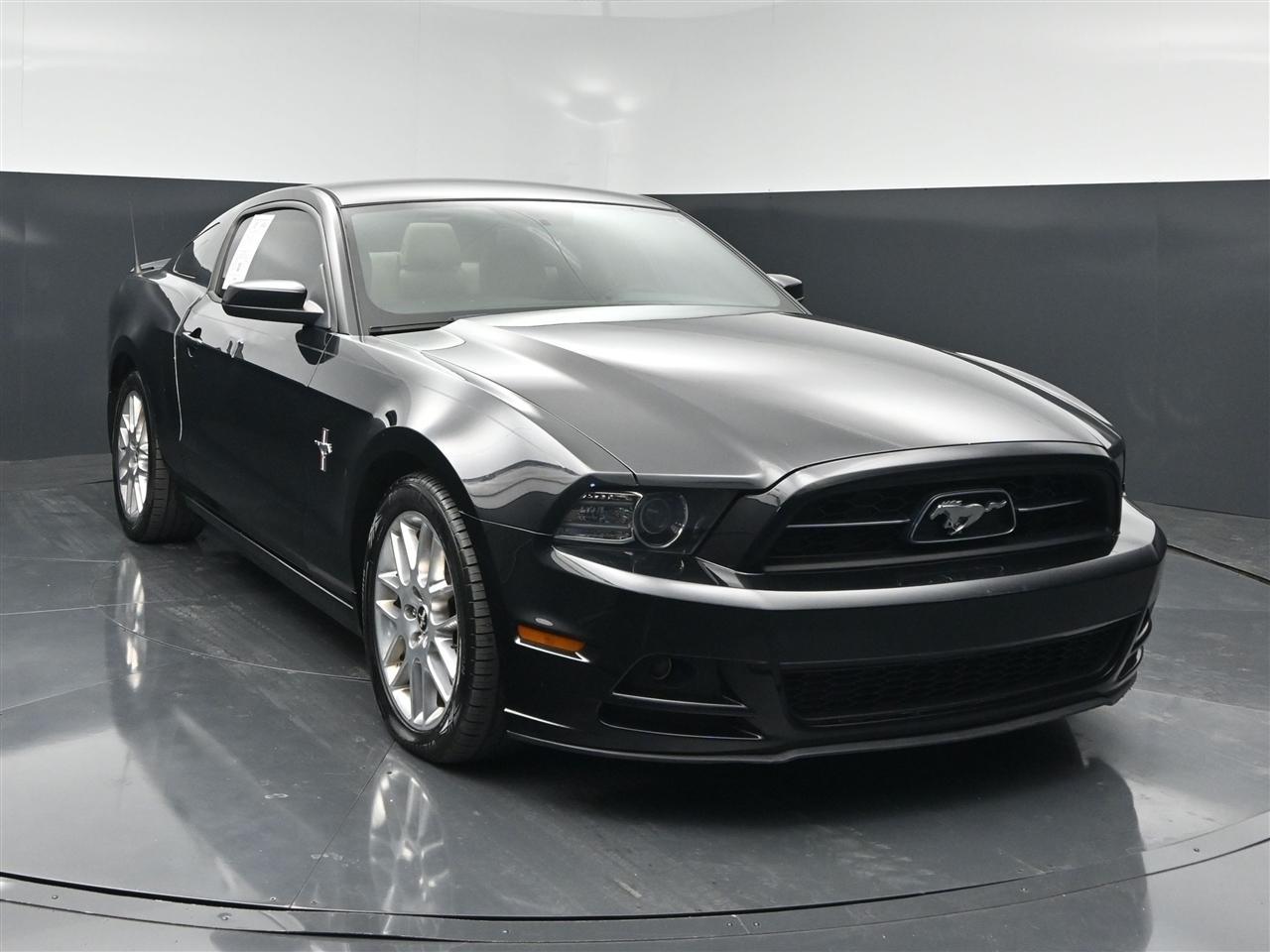 Ford Mustang V6 Coupe 2014