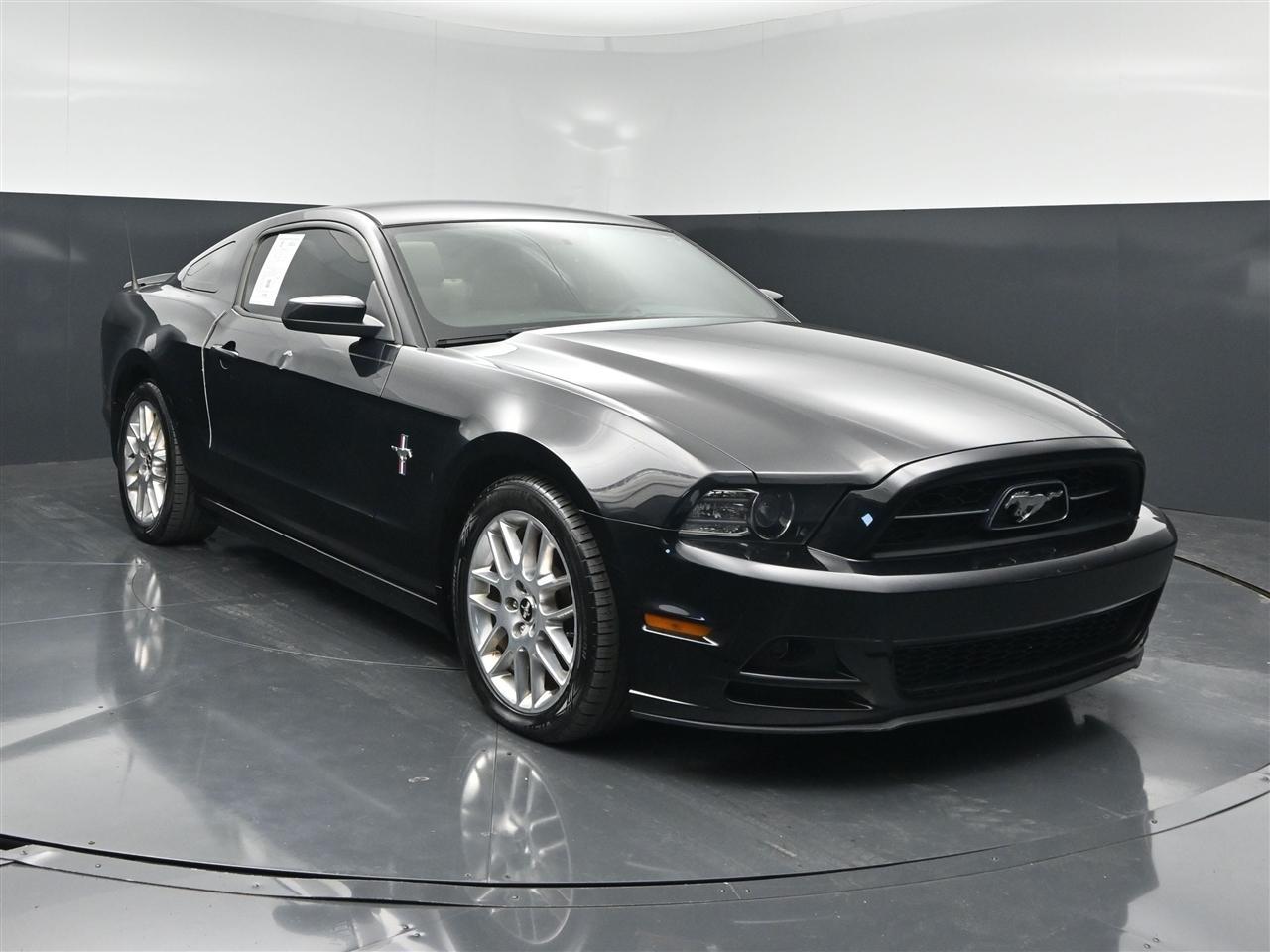 Ford Mustang V6 Coupe 2014