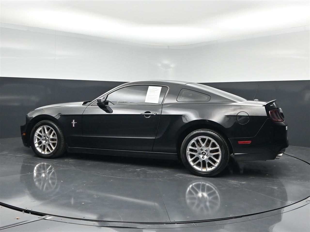 Ford Mustang V6 Coupe 2014