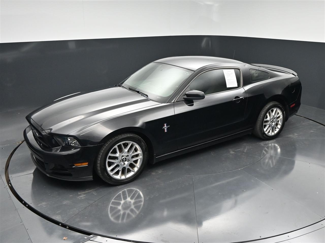 Ford Mustang V6 Coupe 2014