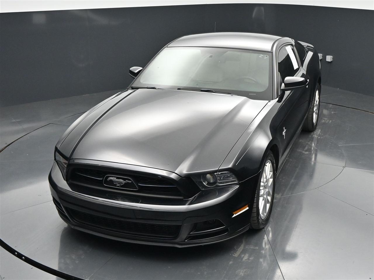 Ford Mustang V6 Coupe 2014
