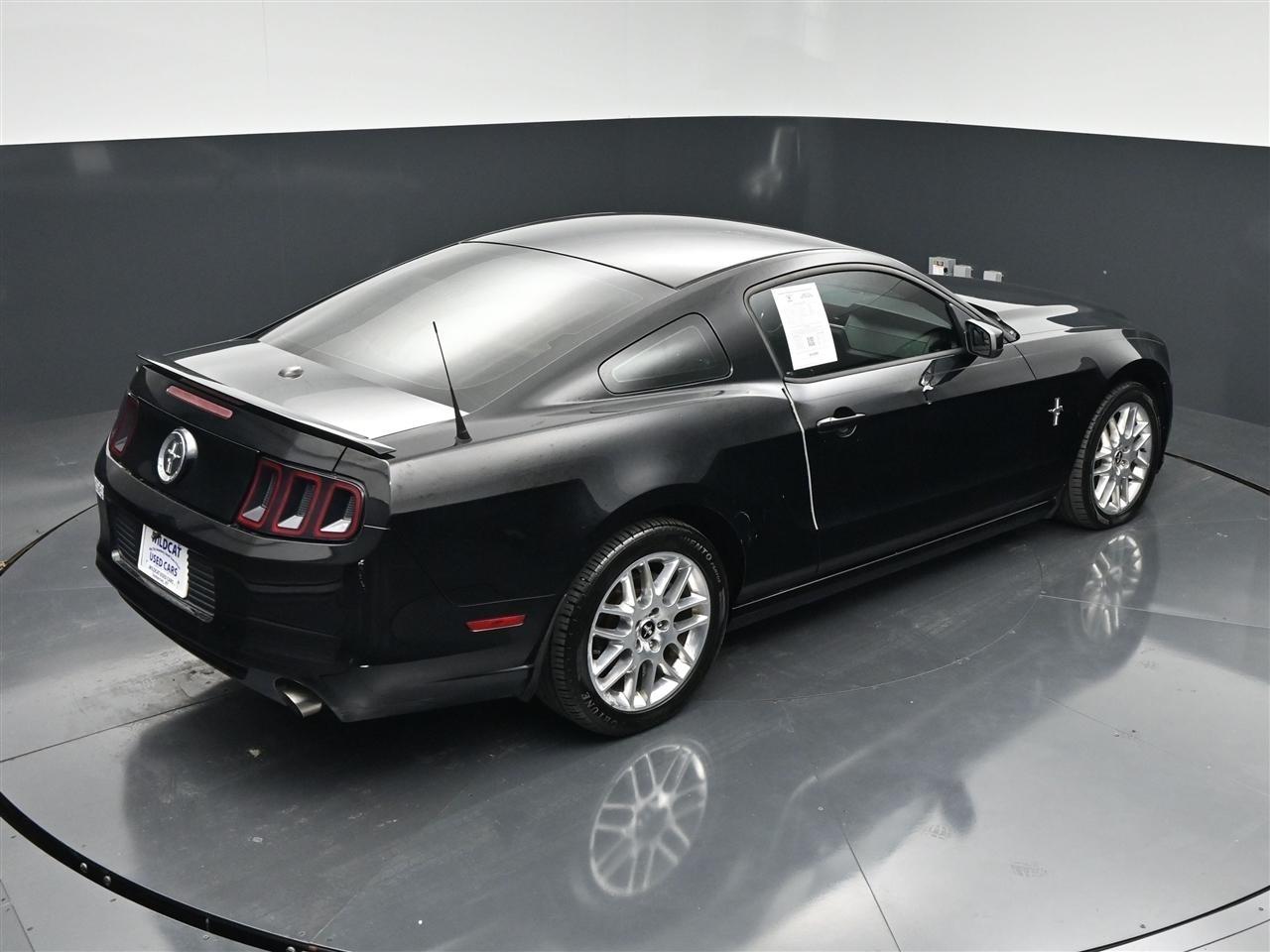 Ford Mustang V6 Coupe 2014