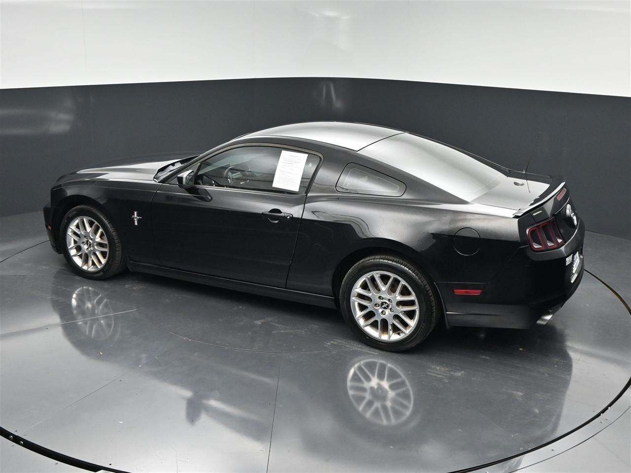 Ford Mustang V6 Coupe 2014