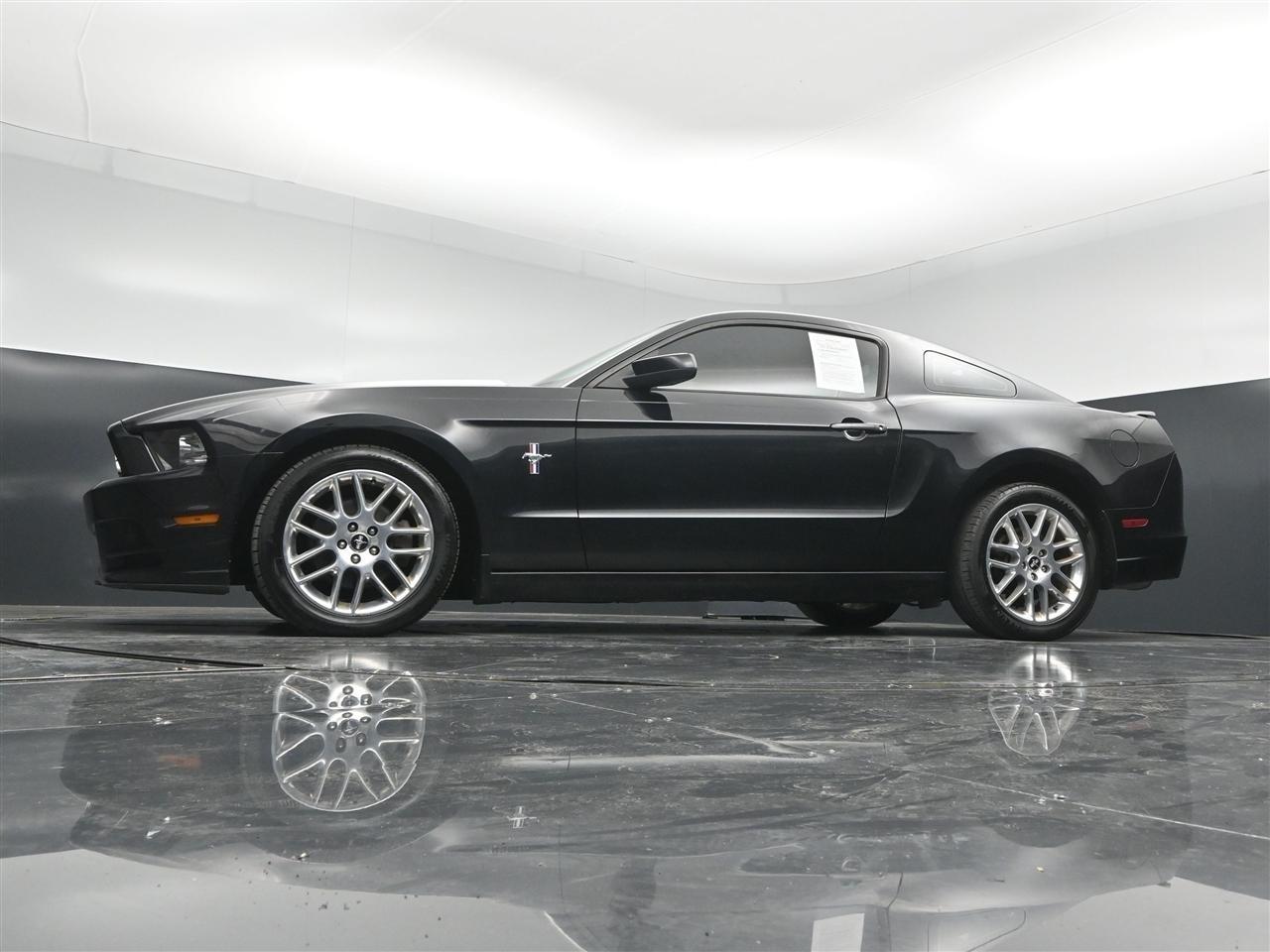 Ford Mustang V6 Coupe 2014