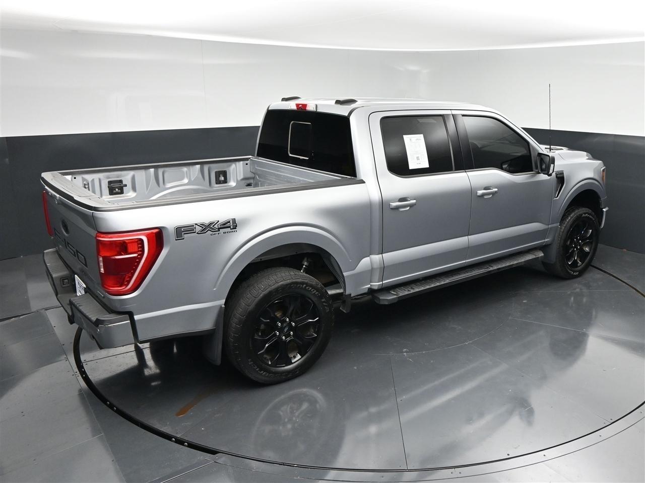 Ford F-150 XLT SuperCrew 5.5-ft. Bed 4WD 2022