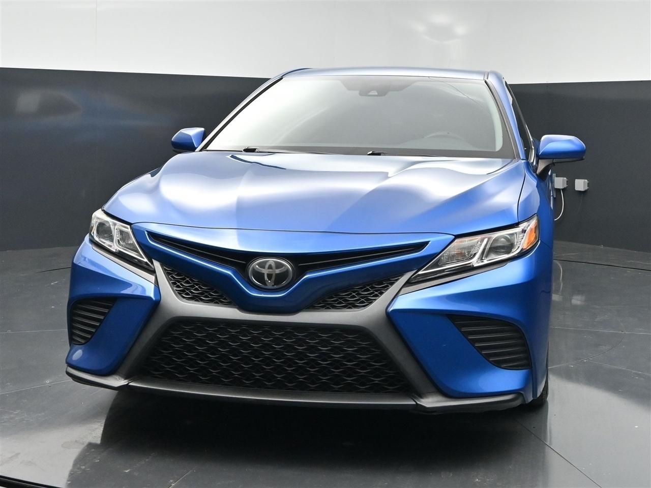 Toyota Camry SE 2018