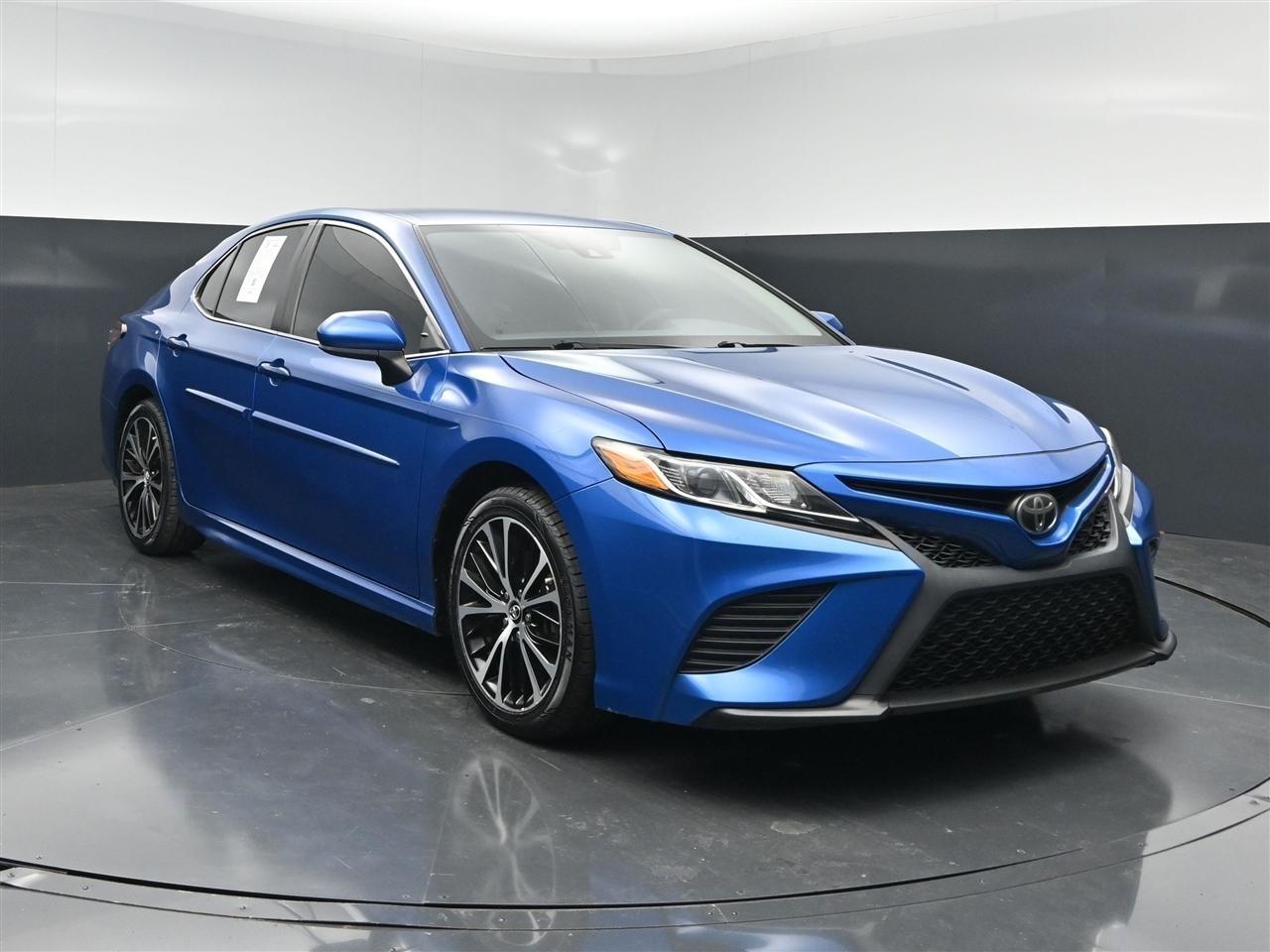 Toyota Camry SE 2018