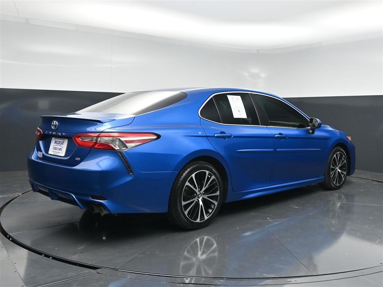 Toyota Camry SE 2018