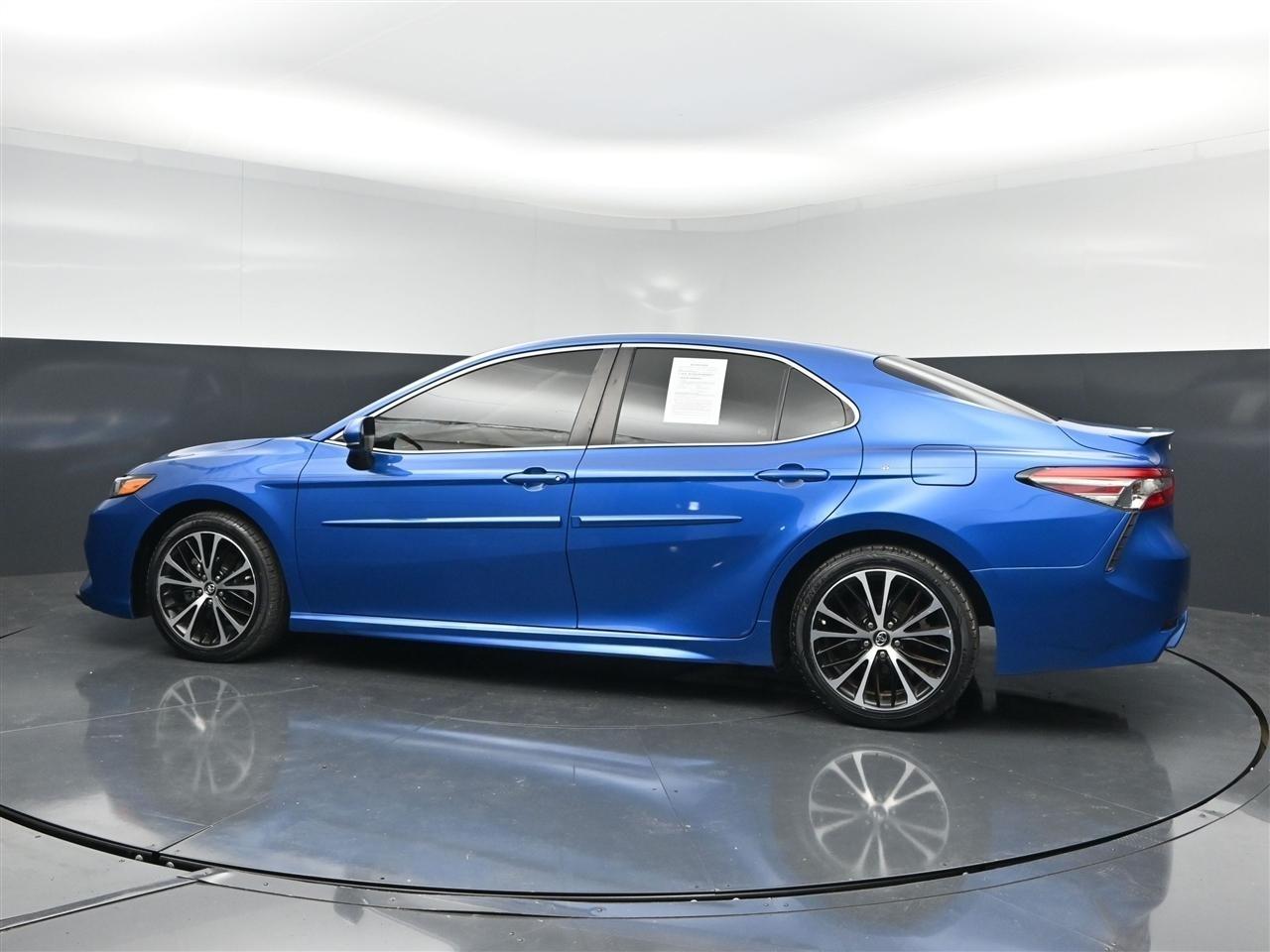 Toyota Camry SE 2018