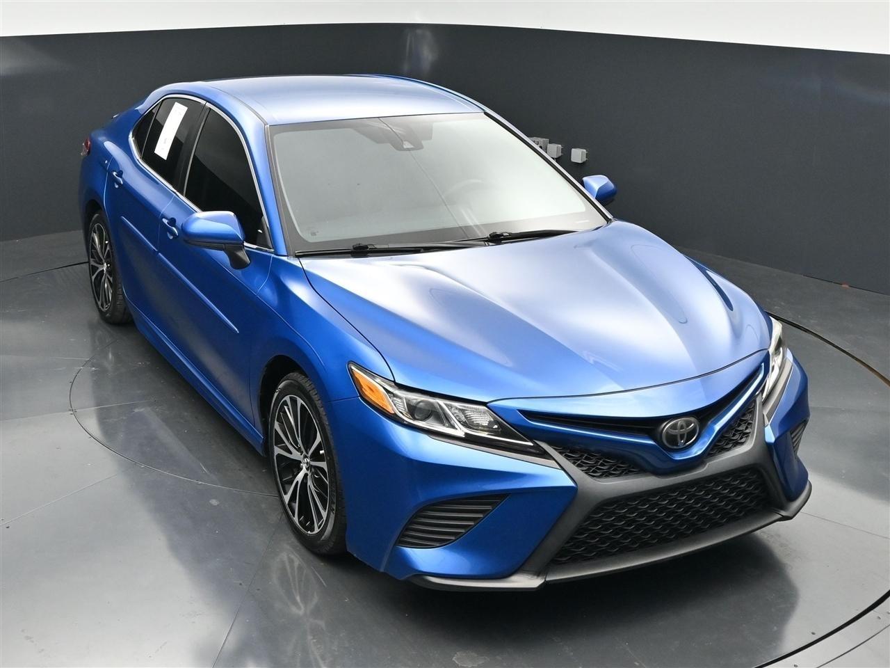 Toyota Camry SE 2018