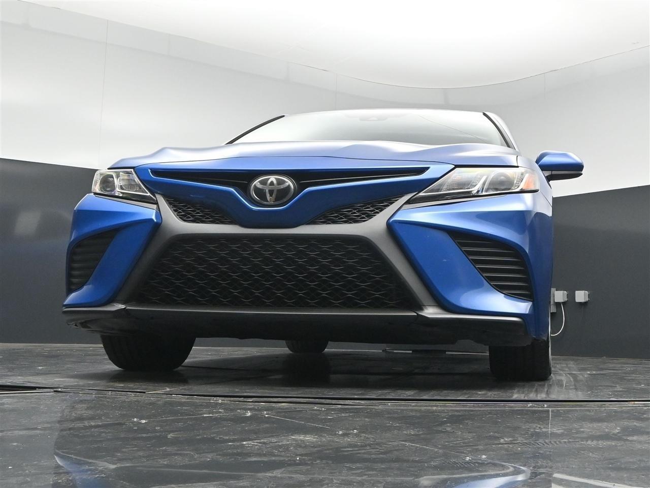 Toyota Camry SE 2018