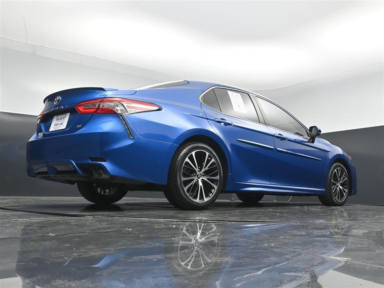 Toyota Camry SE 2018