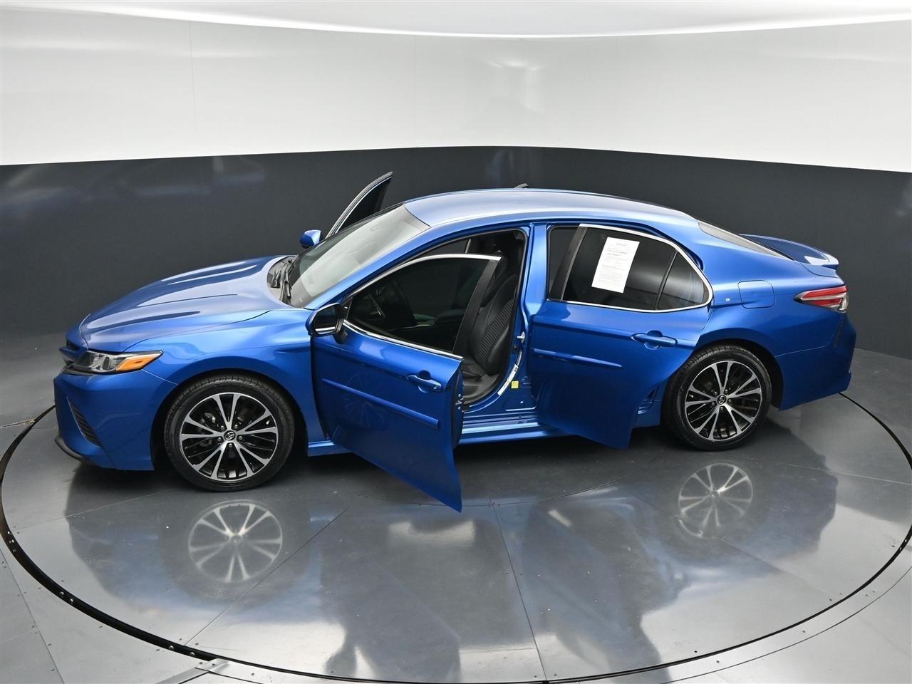 Toyota Camry SE 2018