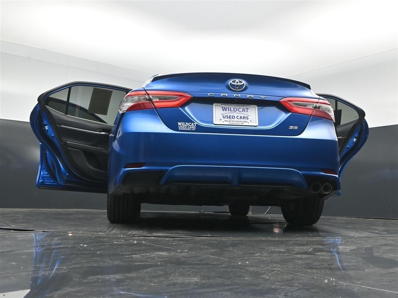 Toyota Camry SE 2018