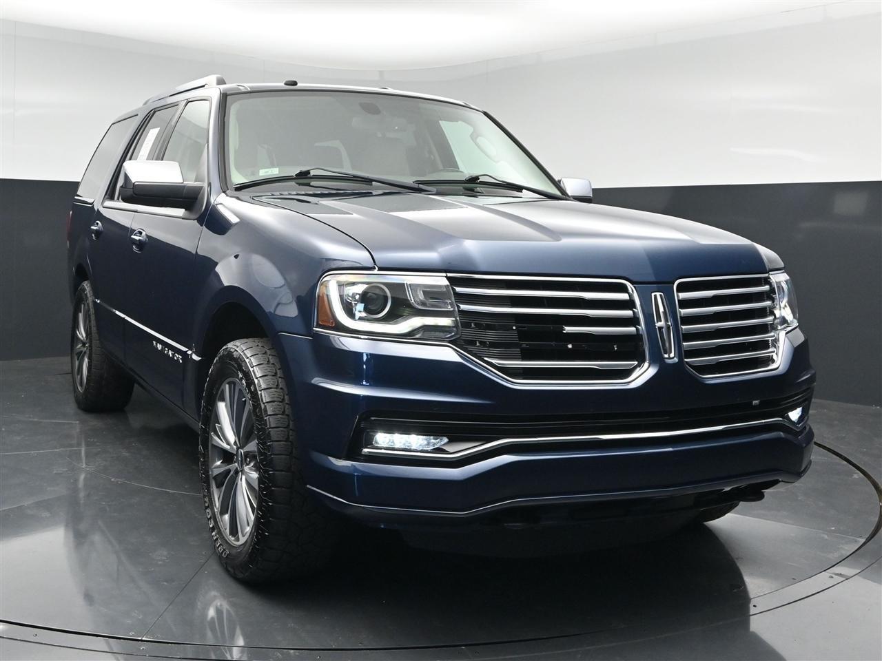 Lincoln Navigator Select 4WD 2017
